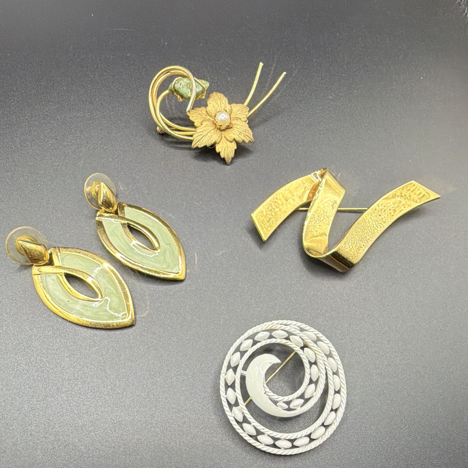 Vintage Signed Lot Napier Monet Emmons Trifari Brooches & Earrings 