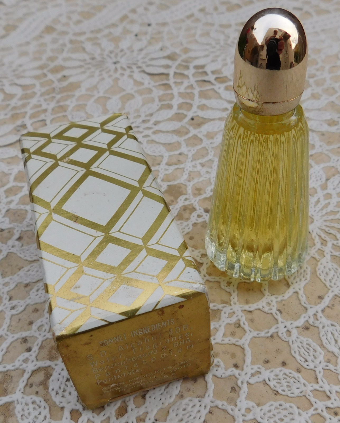 Vintage Avon SONNET .5 FL OZ Demi Cologne with Box 1973 Vintage Avon SONNET .5 FL OZ Demi Cologne with Box 1973