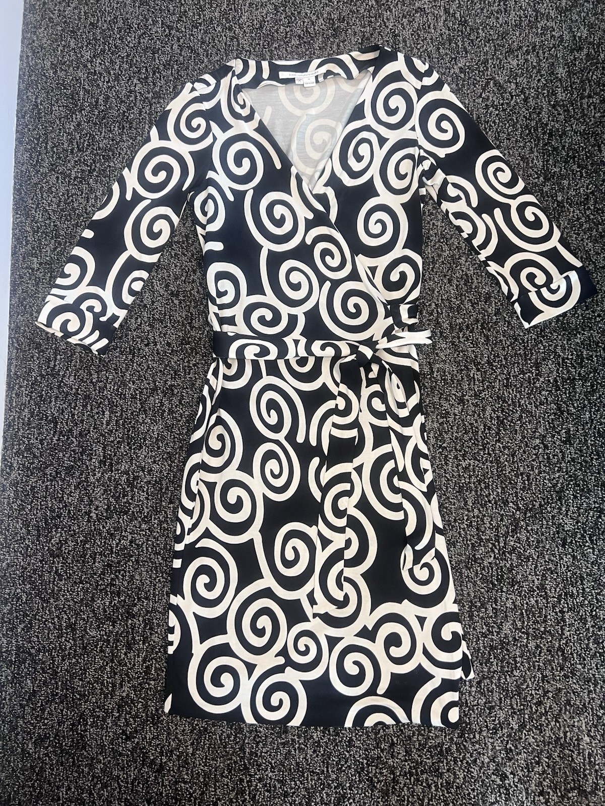 Diane von Furstenberg DVF New Julian Two Silk Wrap Dress Black Cream
