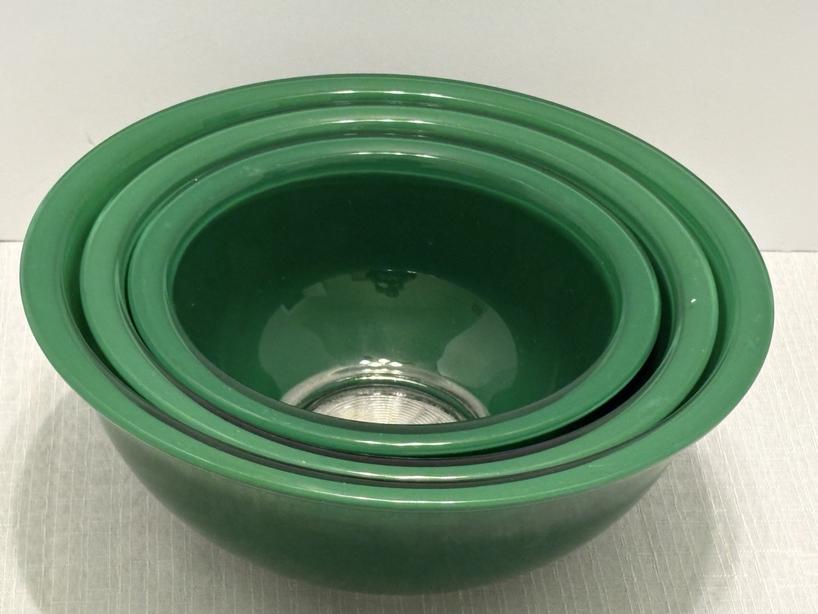 Vtg Pyrex Green w/Clear Bottom Nesting Mixing Bowls-322 323 325 / 1L 1.5L 2.5L