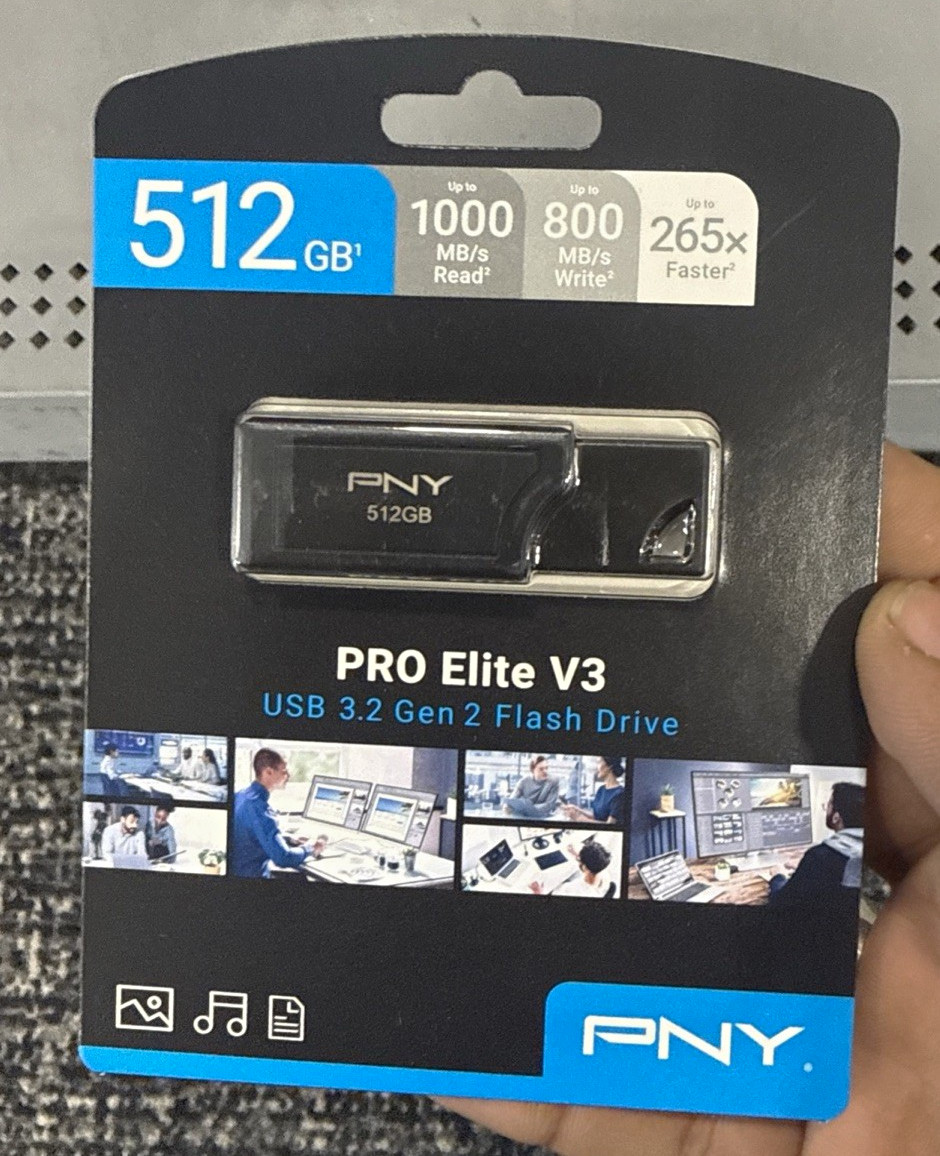 PNY PRO Elite V3 512GB USB-A Flash Drive USB 3.2 Gen 2 1000MB/s