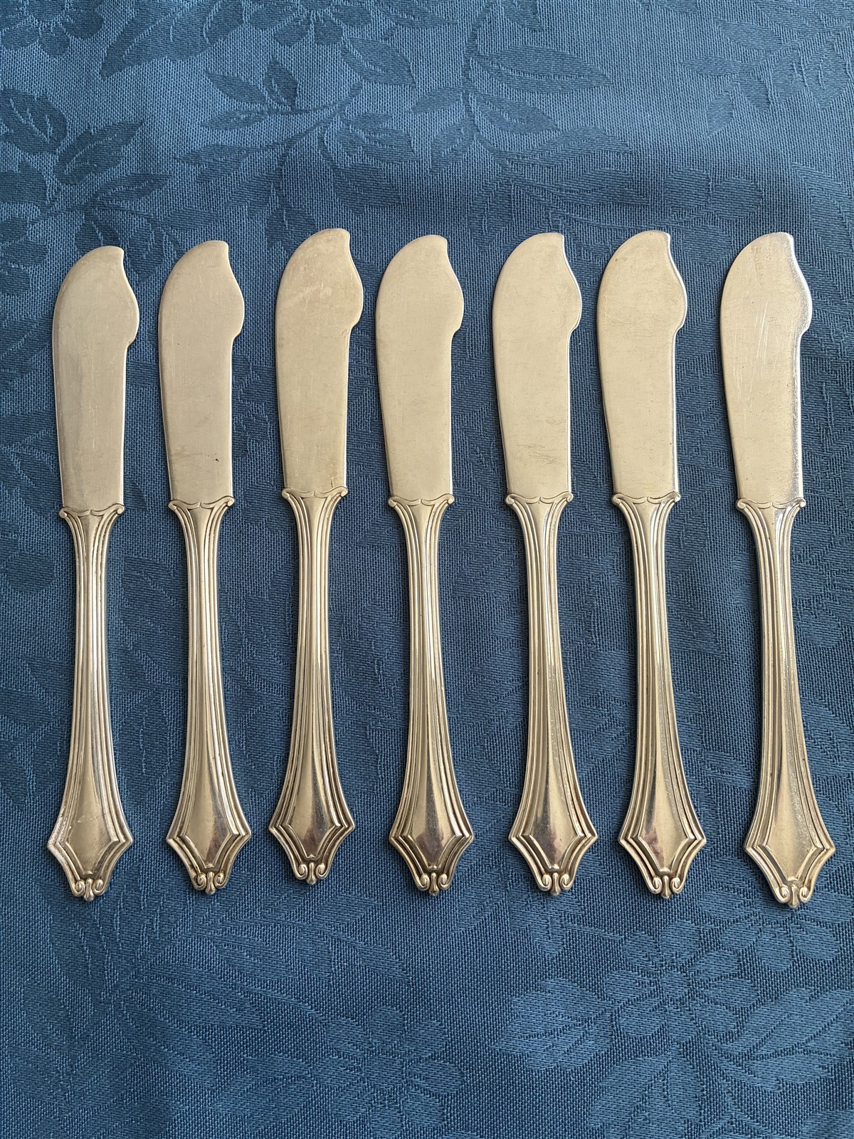 Wallace Flat Handle Butter Spreaders Trenton from 1915 Set of 7 Wallace Flat Handle Butter Spreaders Trenton from 1915 Set of 7