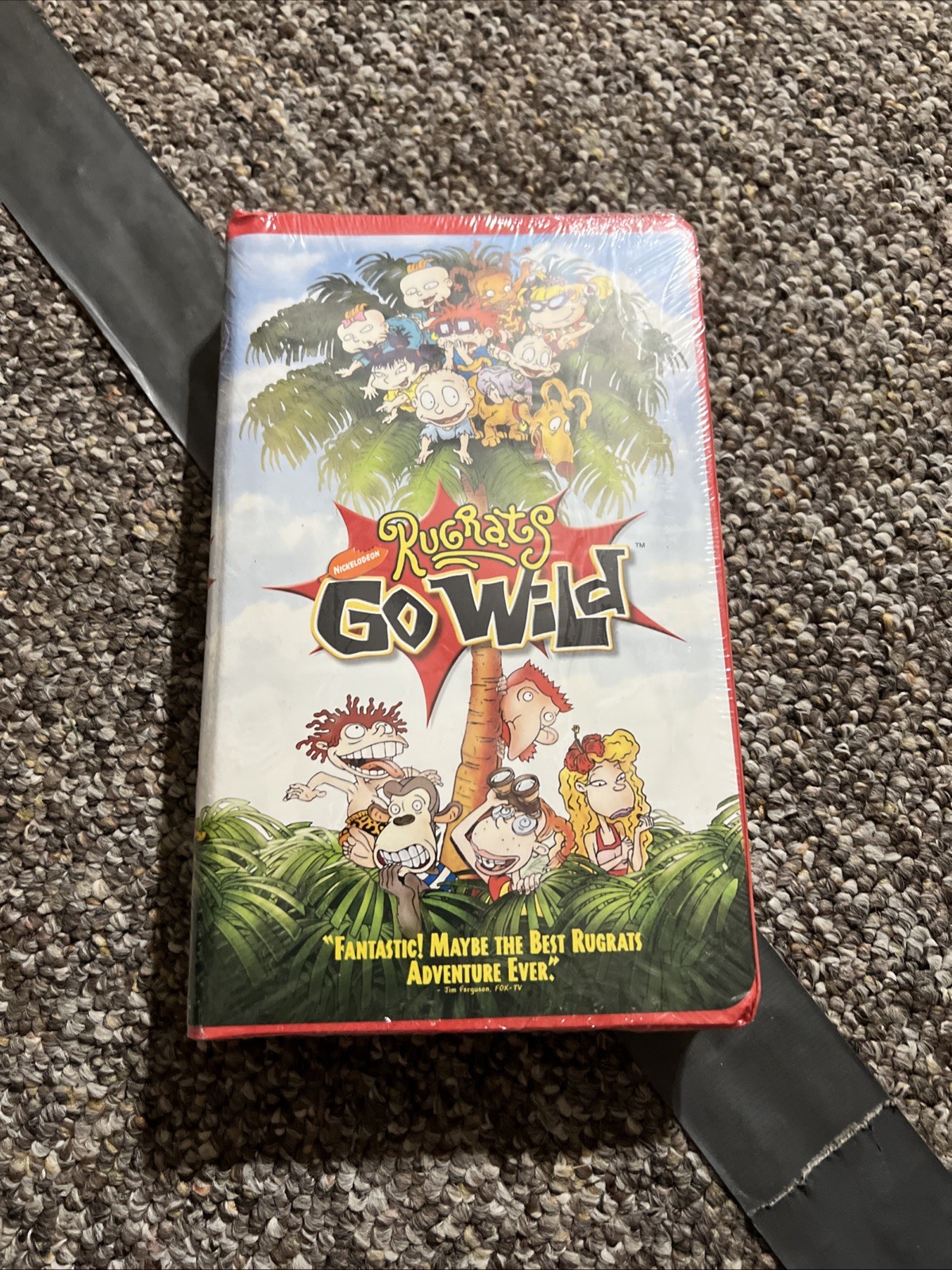 Sealed Rugrats  Go Wild Clamshell VHS (2003) Nickelodeon