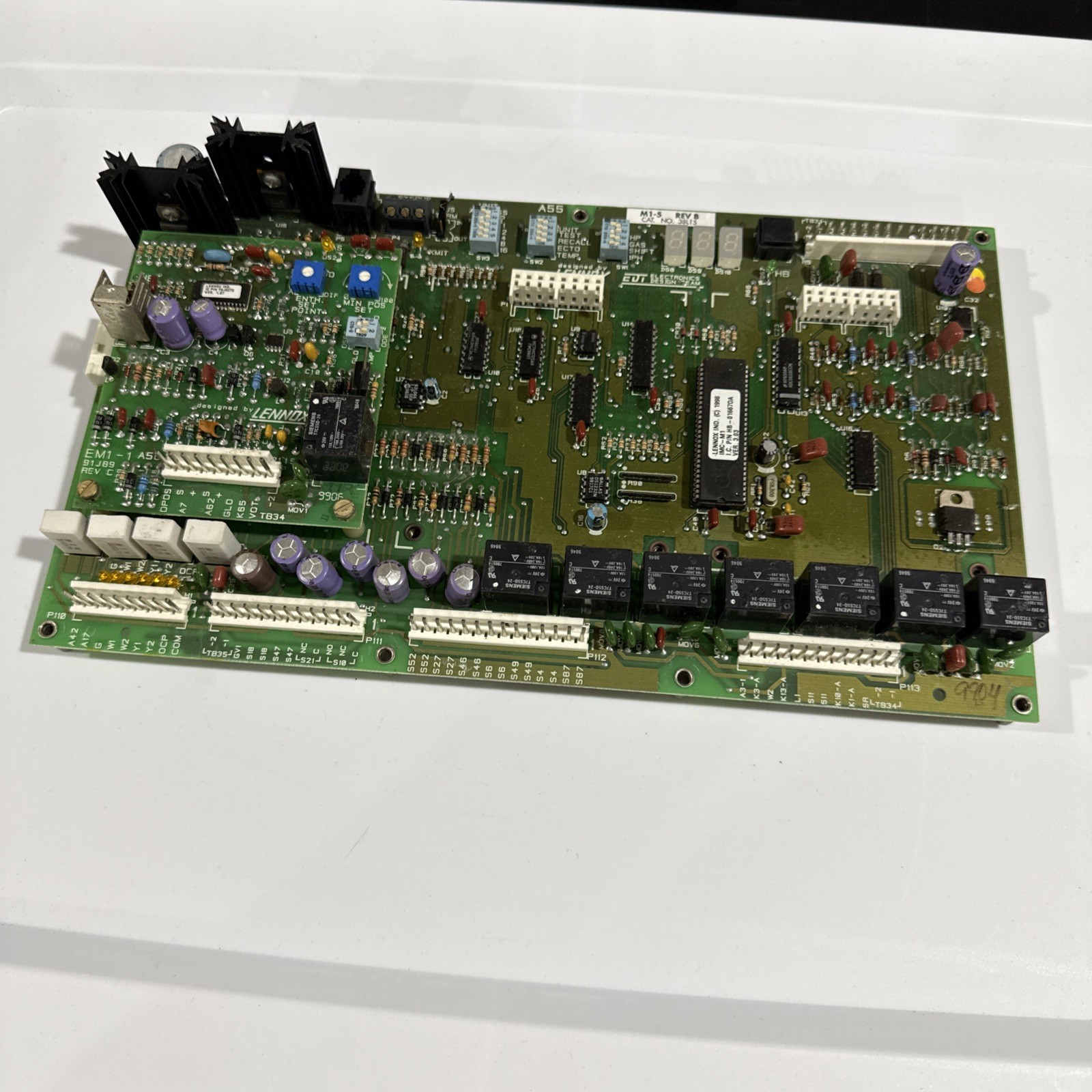LENNOX A55 45L74 HB-01905DA M1-5 REV C Control Board 79J9270 EM1-1 91J89 LENNOX A55 45L74 HB-01905DA M1-5 REV C Control Board 79J9270 EM1-1 91J89