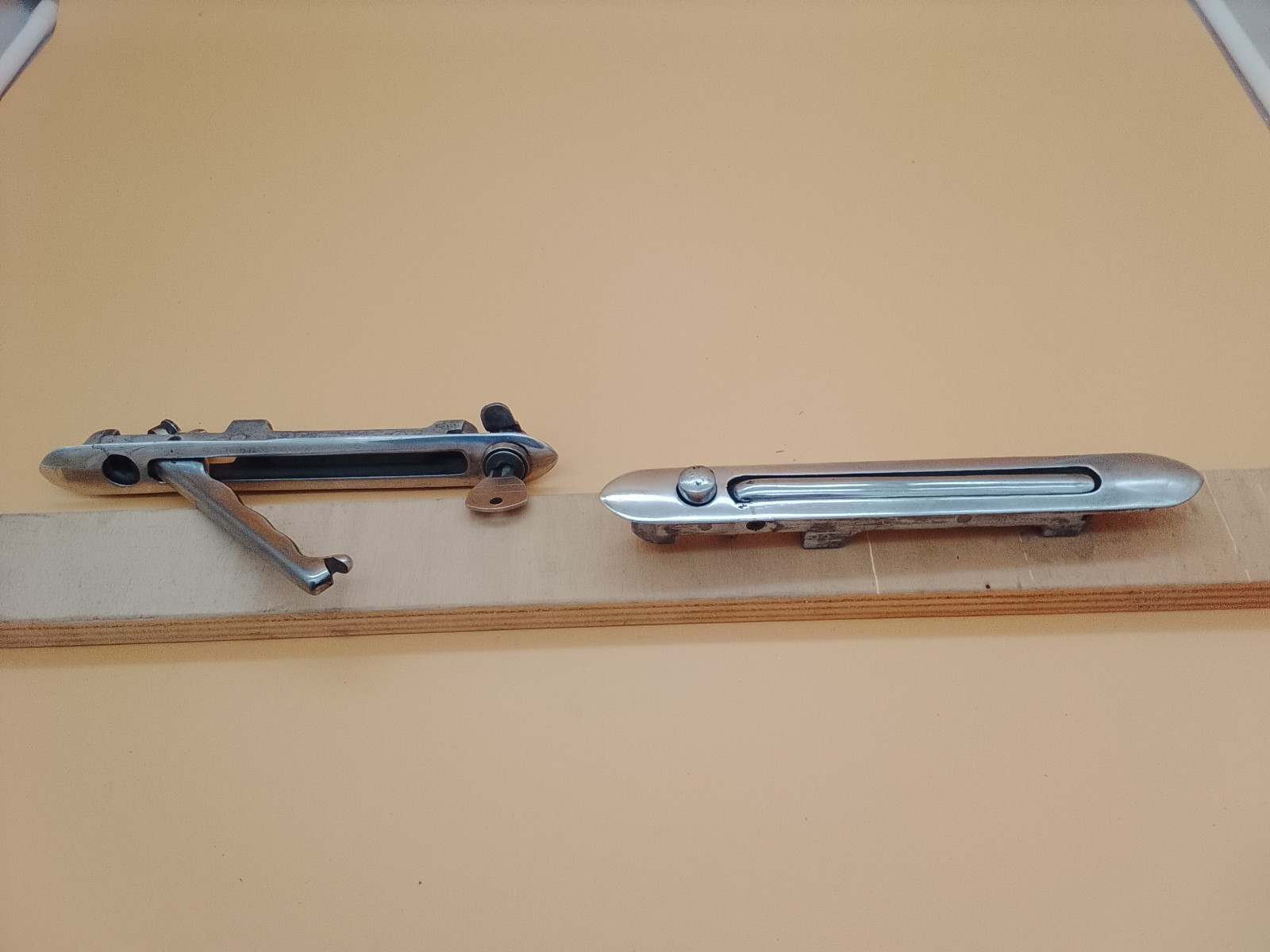Original exterior door handles for Cisitalia Ferrari Alfa Romeo Lancia