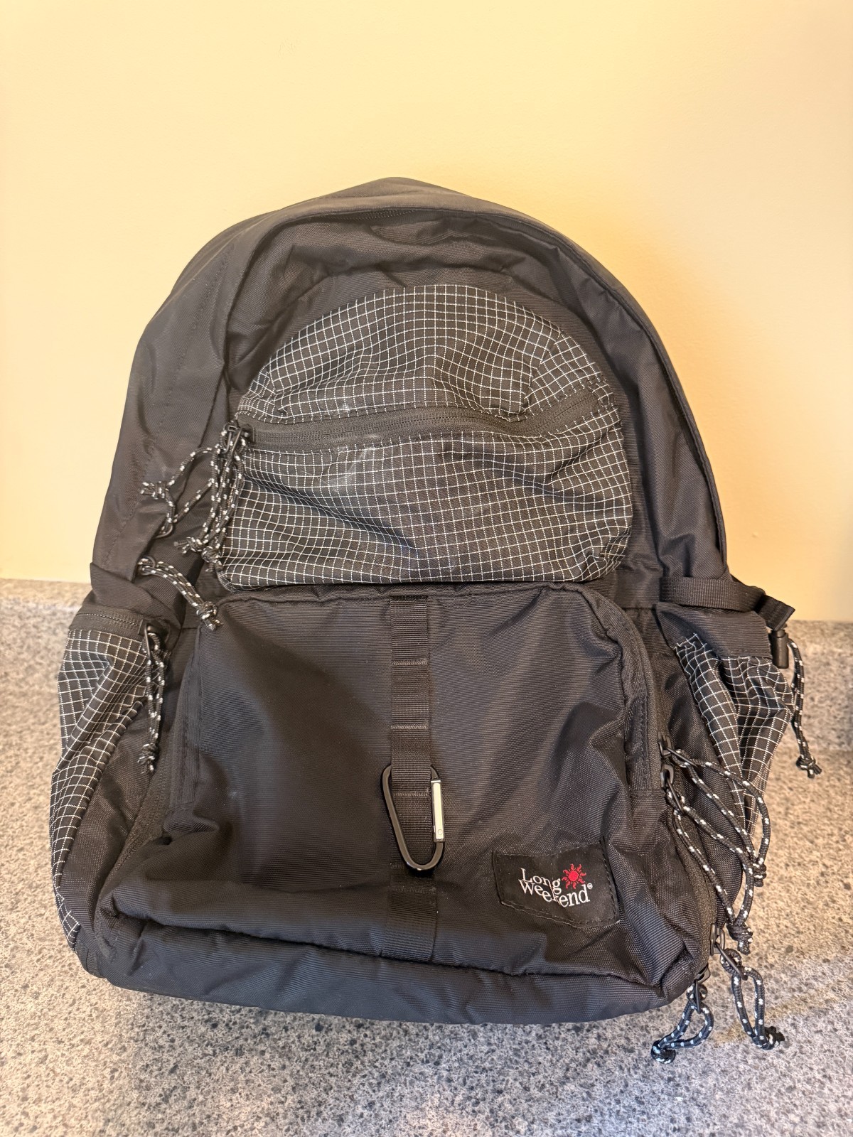 Long Weekend Morro Convertible Camera Backpack (BLACK) Capacity 22L