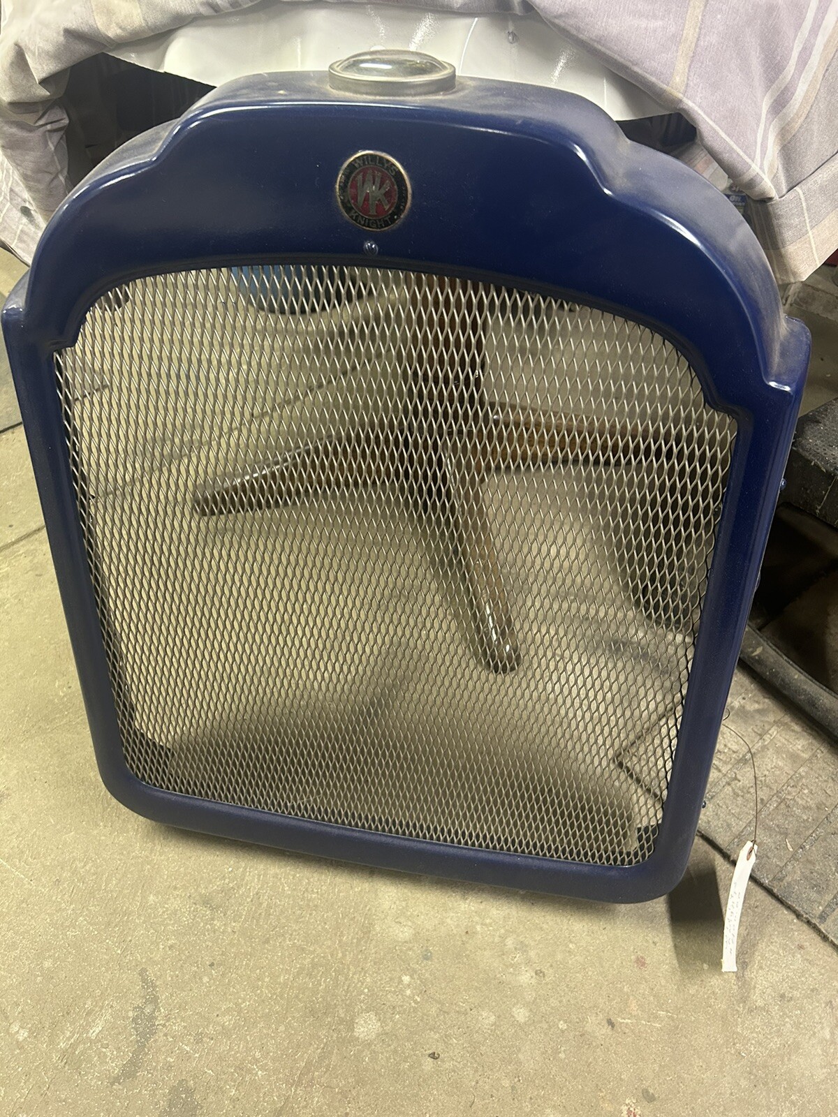 1928-1929 Willys Knight Grille (Refurbished) 1928-1929 Willys Knight Grille (Refurbished)