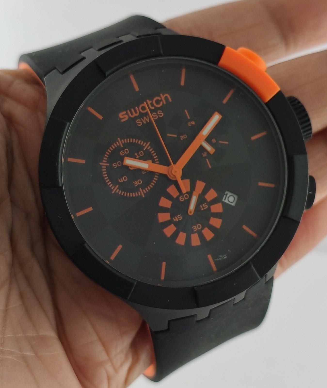 Beautiful Swatch Quartz Chronograph Black Dial With 'Date' Men Wristwatch