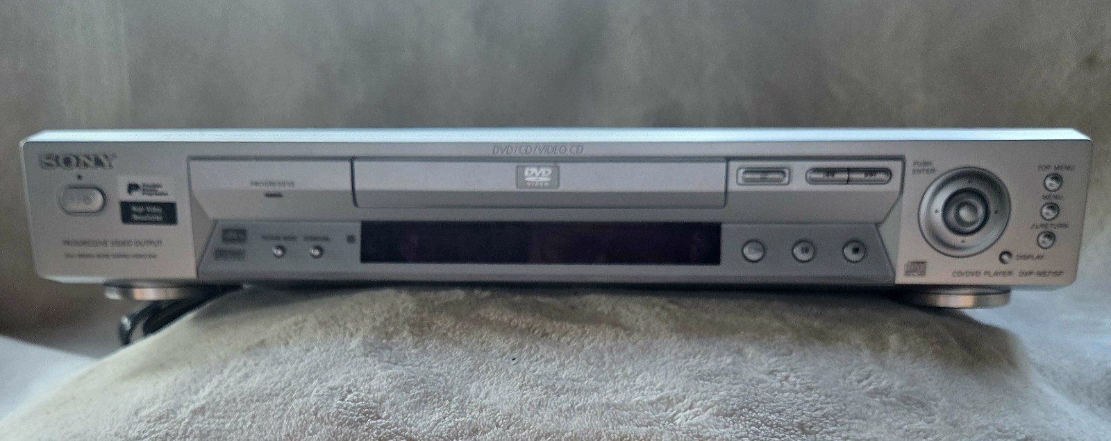 Sony CD/DVD Player DVP-NS715P Sony CD/DVD Player DVP-NS715P