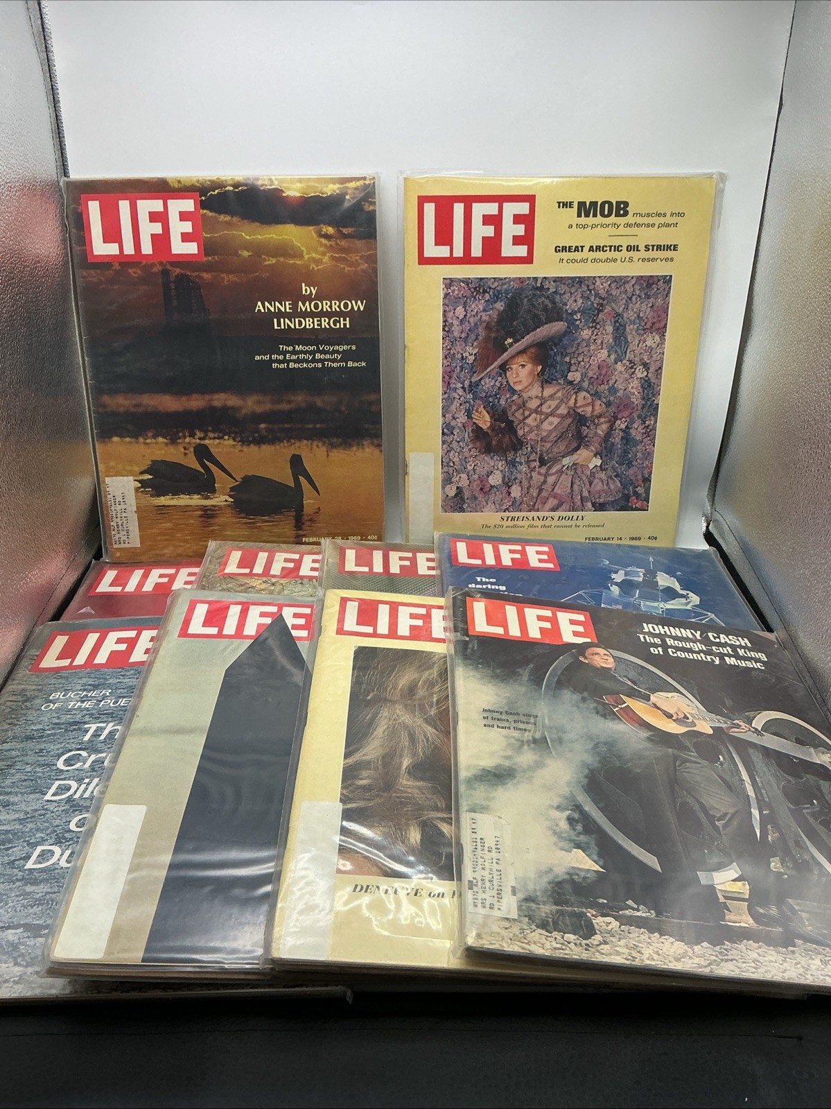 VTG LIFE Magazine: Random Lot of 10 Magazines from 1960s (46) VTG LIFE Magazine: Random Lot of 10 Magazines from 1960s (46)