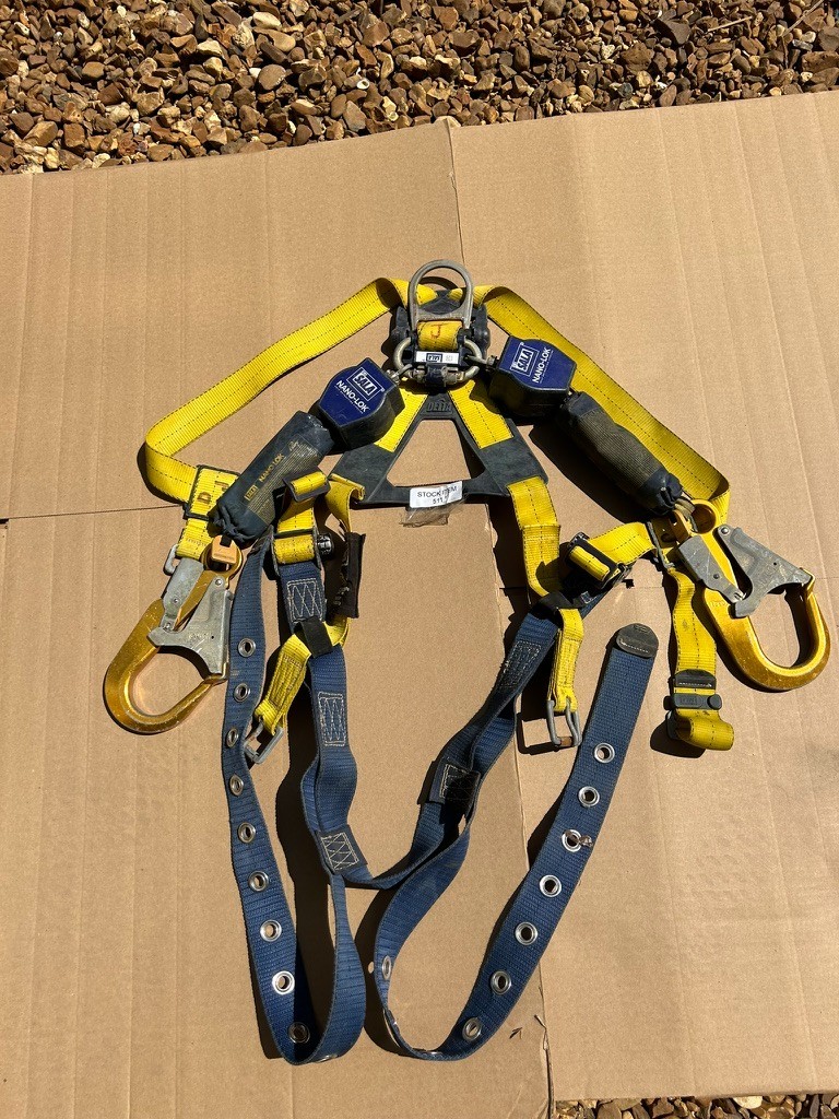 TWO DBI-SALA Nano-Lok Self Retracting Lifelines w/ DBI Delta Universal Harness TWO DBI-SALA Nano-Lok Self Retracting Lifelines w/ DBI Delta Universal Harness