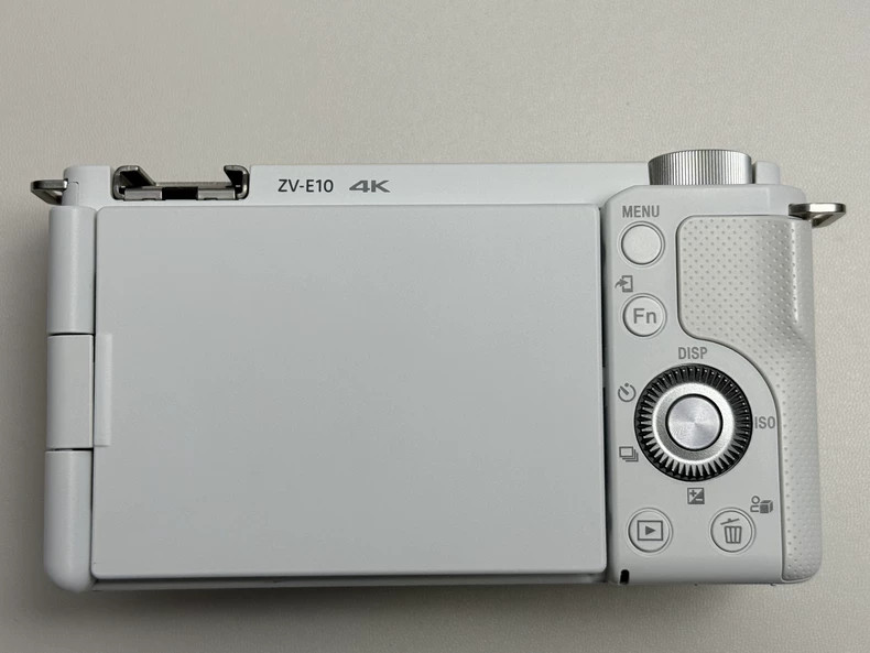 Sony ZV-E10 ZVE10 24.2MP 4K 60fps Vlog Mirrorless Camera with 16-50mm Lens Gift Sony ZV-E10 ZVE10 24.2MP 4K 60fps Vlog Mirrorless Camera with 16-50mm Lens Gift