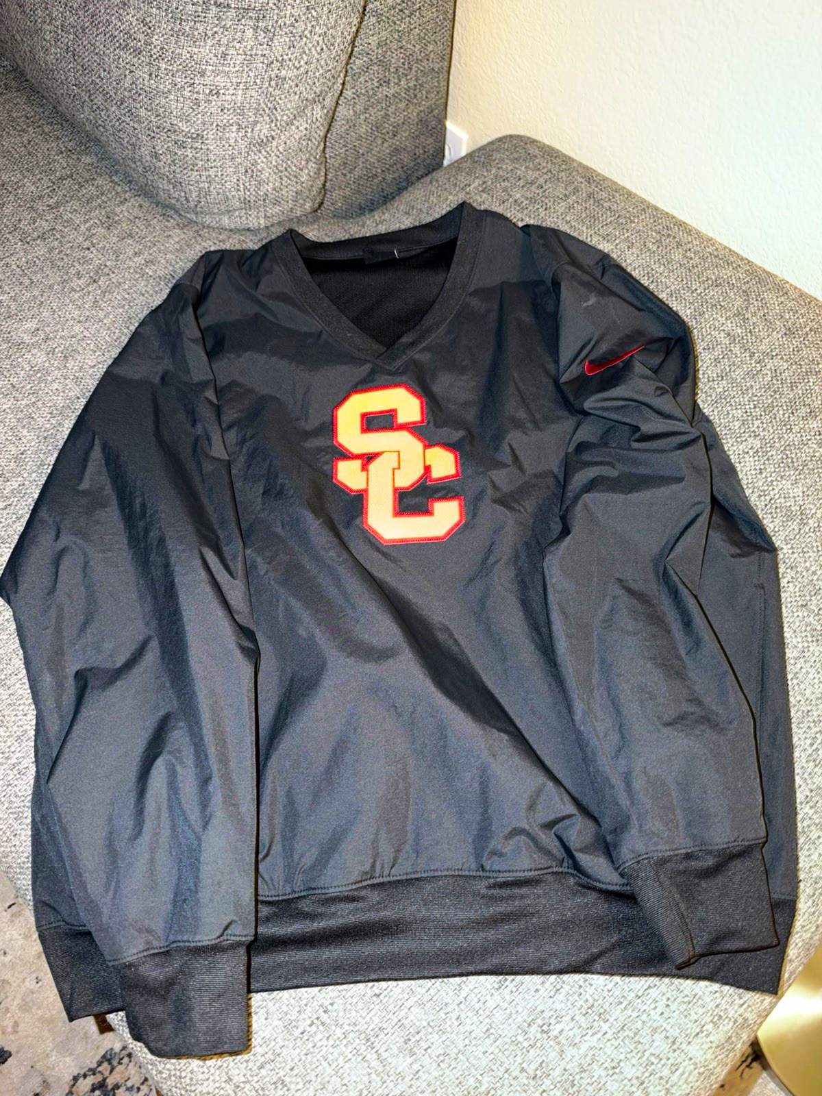 Nike USC Trojans Black Pullover Windbreaker Jacket Men\'s Size M