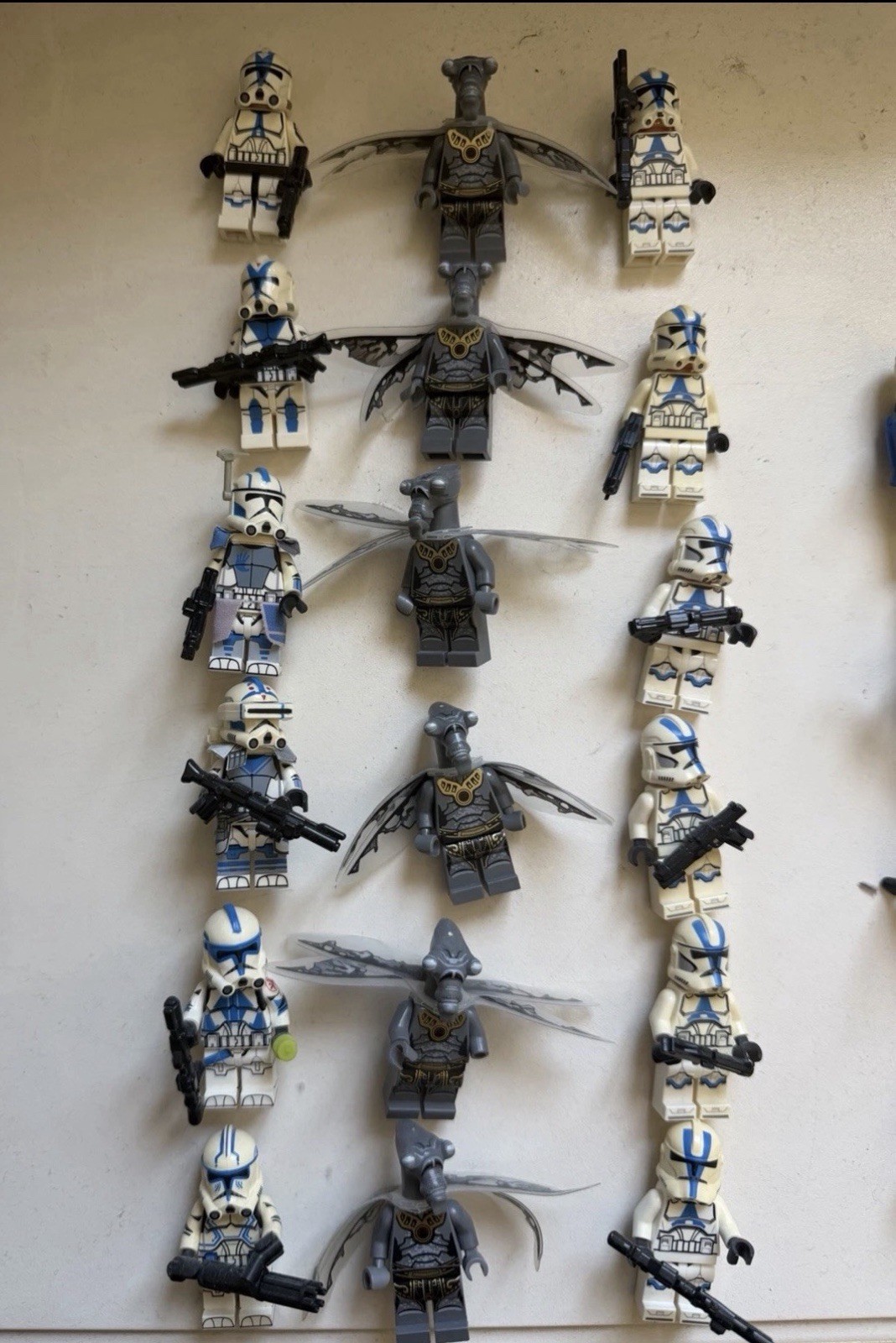 LEGO Star Wars Minifigures Clone Troopers/geonosians/CAC/brickarms Lot