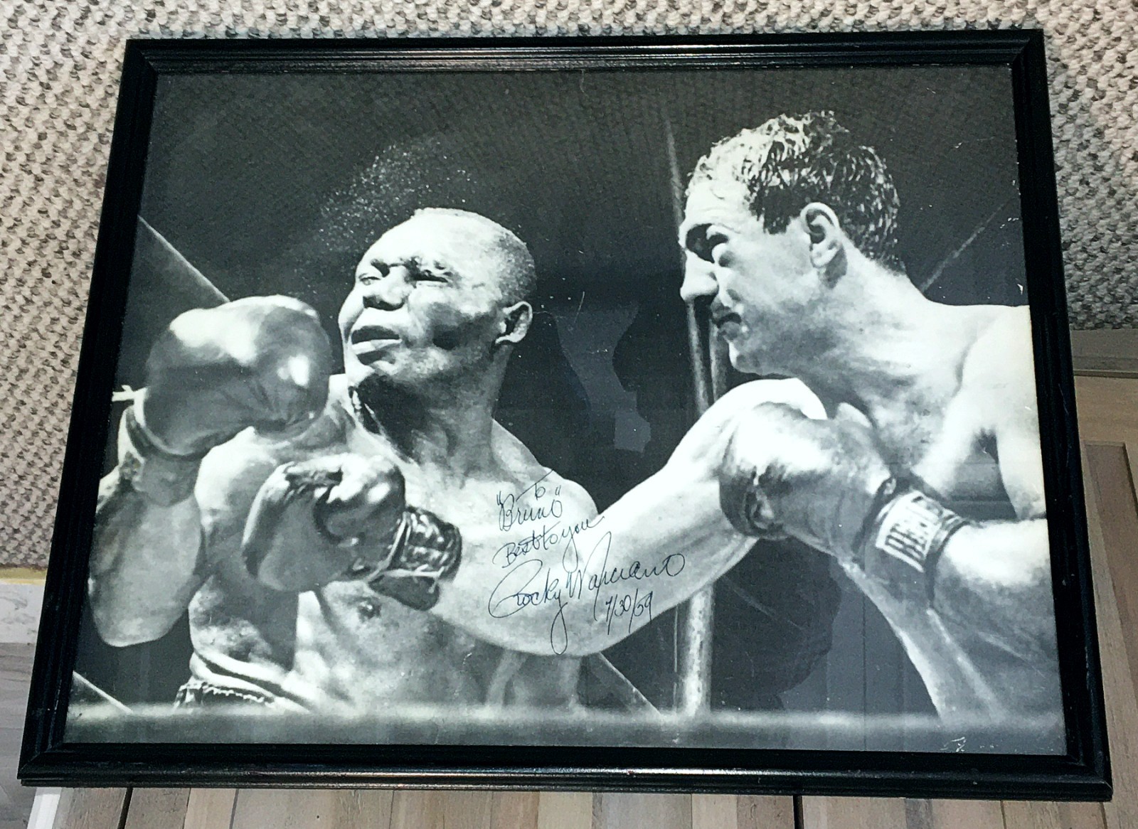 ROCKY MARCIANO VINTAGE SIGNED 16x20 PHOTO 1952 WALCOTT KNOCKOUT-NEW CHAMP  w/COA