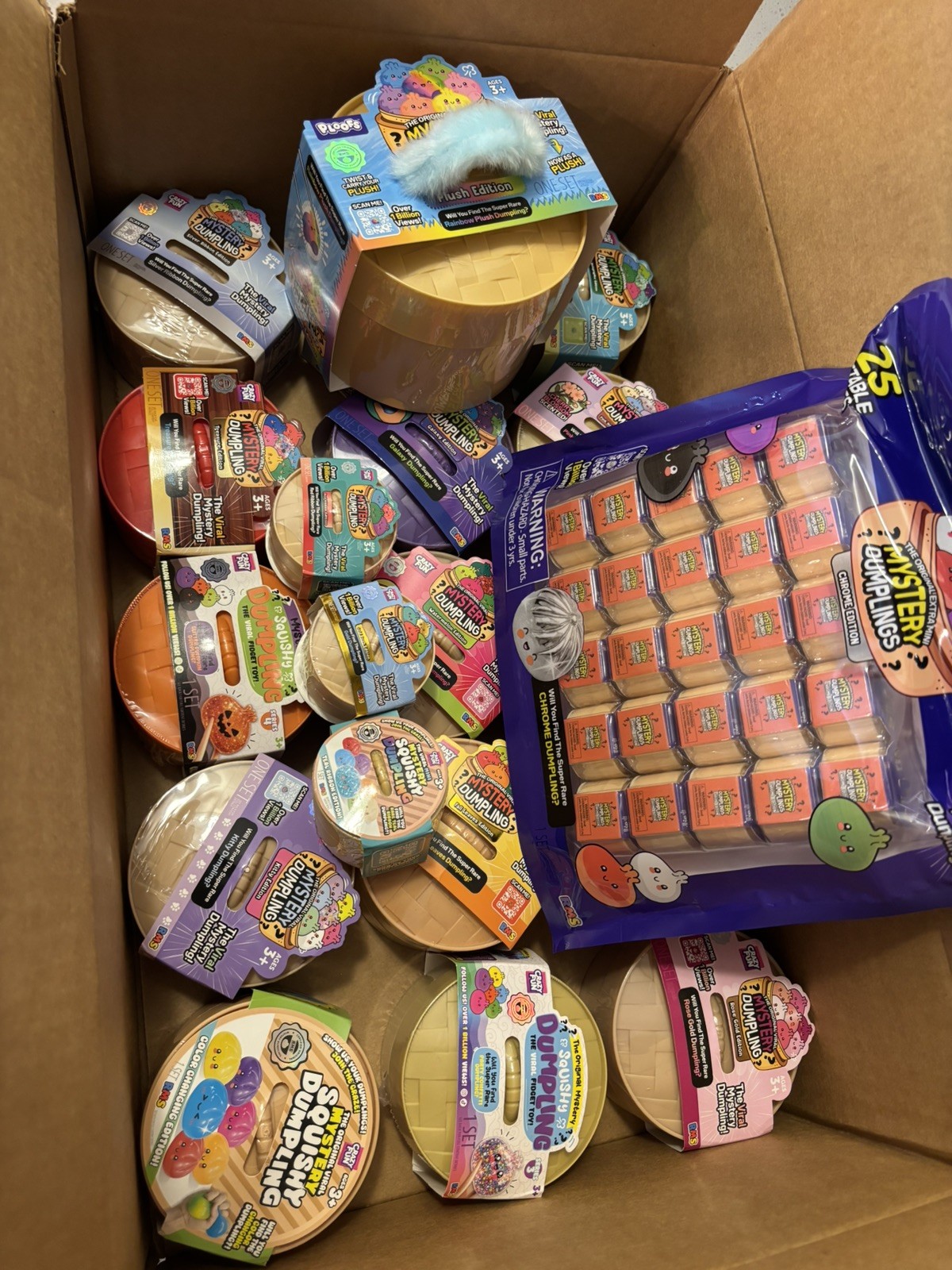 RMS LOT OF 20 DIFFERENT EDITIONS ✅ 25pk, plush, metallic , celebration and more RMS LOT OF 20 DIFFERENT EDITIONS ✅ 25pk, plush, metallic , celebration and more