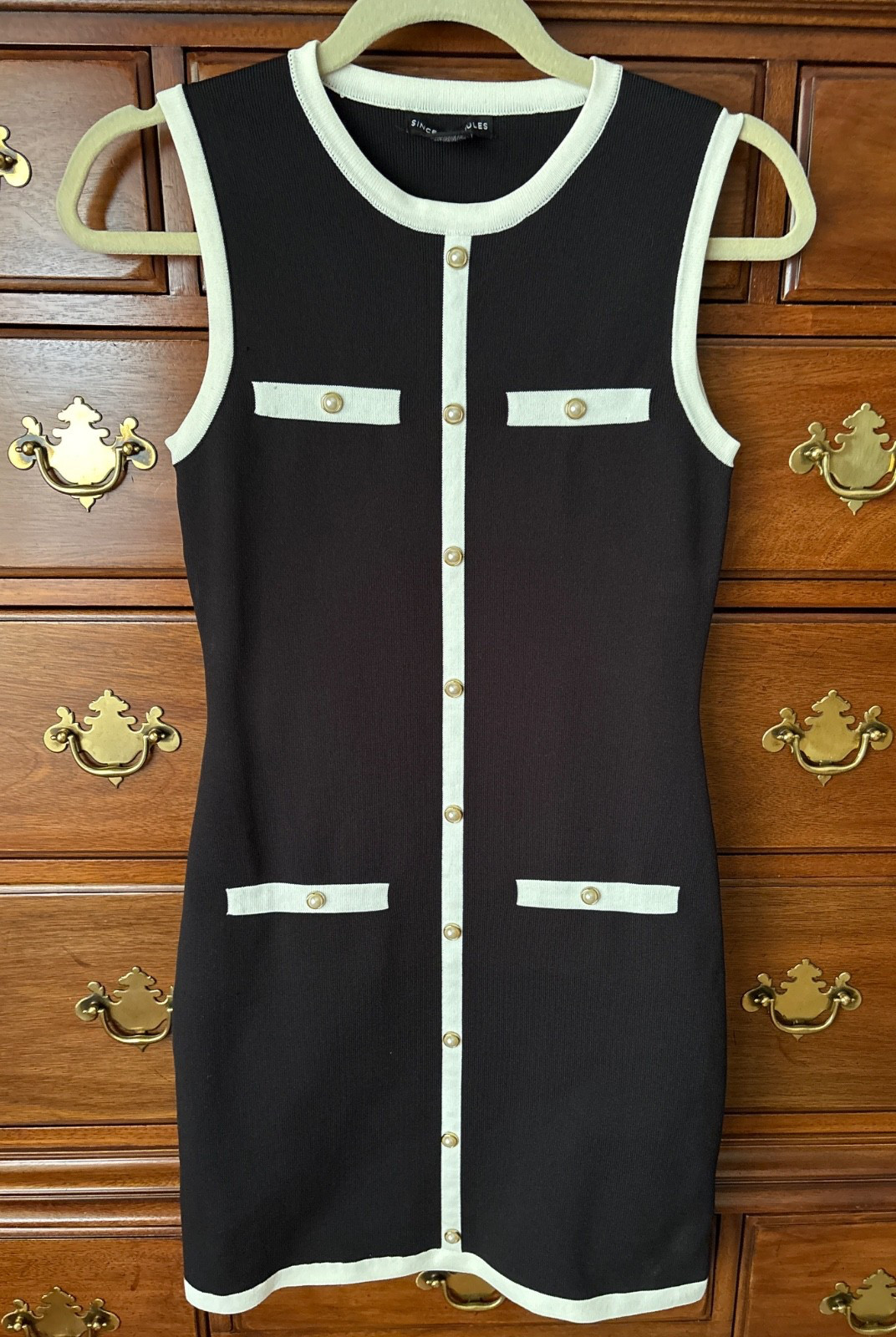Women\'s Sincerely Jules Black Knit Dress With Pearl Buttons Size Small Women\'s Sincerely Jules Black Knit Dress With Pearl Buttons Size Small