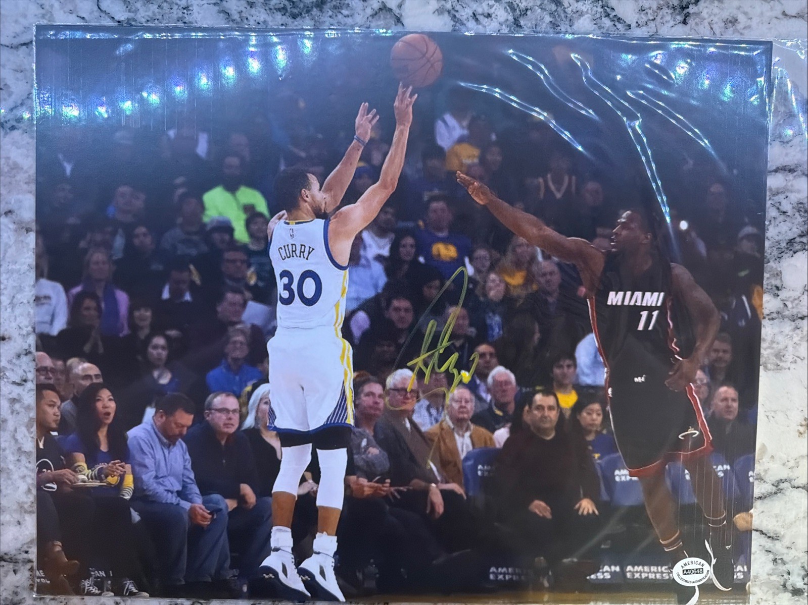 Signed Golden State Warriors Steph Curry Autographed 11x14 Large Photo w/COA Signed Golden State Warriors Steph Curry Autographed 11x14 Large Photo w/COA