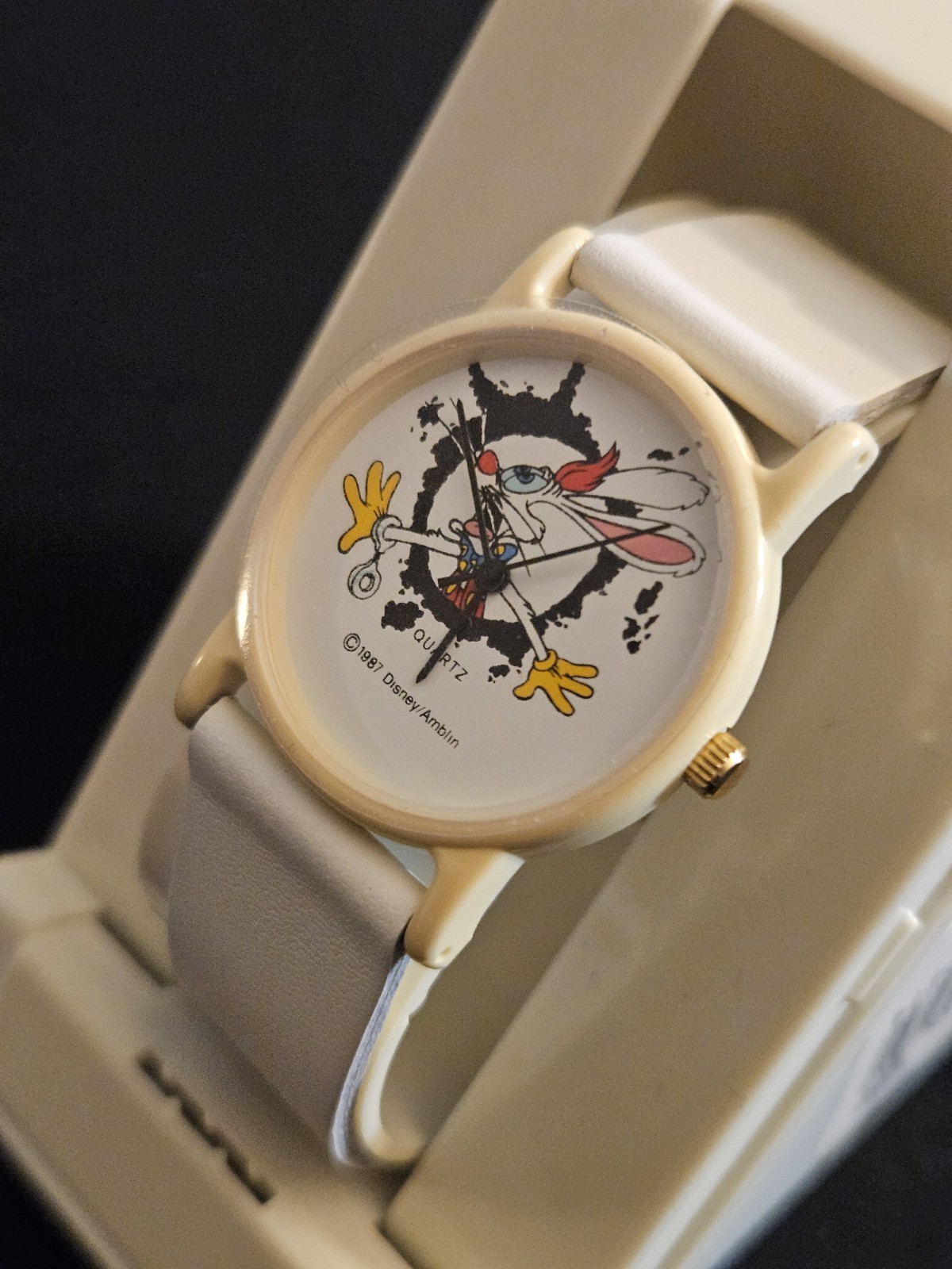 Vintage Who Framed Riger Rabbit 30mm Quartz Watch Vintage Who Framed Riger Rabbit 30mm Quartz Watch