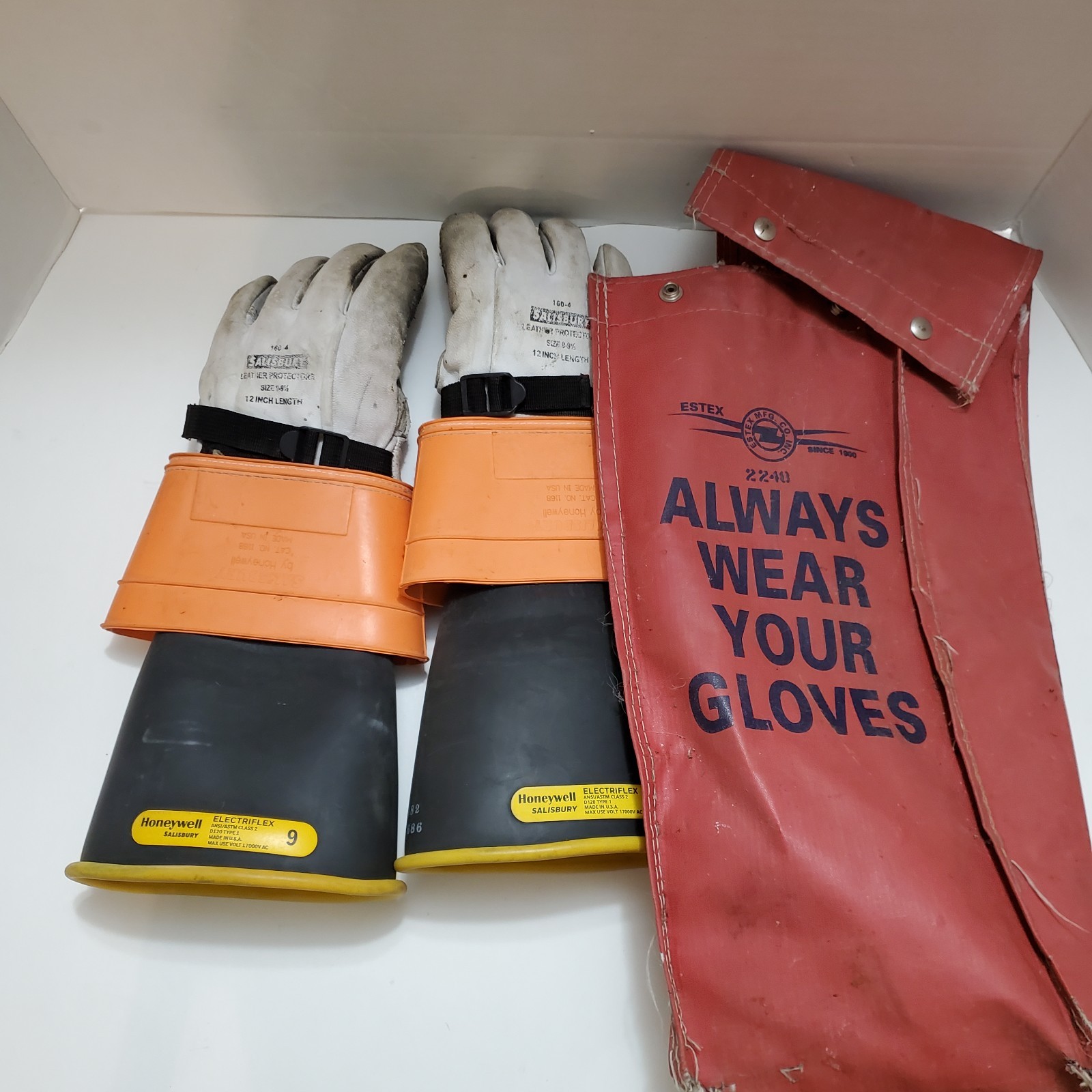 Honeywell Salisbury Electriflex Class 2 Electrical Gloves 9 ASTM D120 Honeywell Salisbury Electriflex Class 2 Electrical Gloves 9 ASTM D120