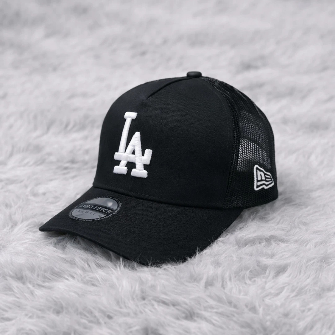 New - LA Dodgers Trucker Hat Mesh Snapback Adjustable Cap - Black/Grey New - LA Dodgers Trucker Hat Mesh Snapback Adjustable Cap - Black/Grey