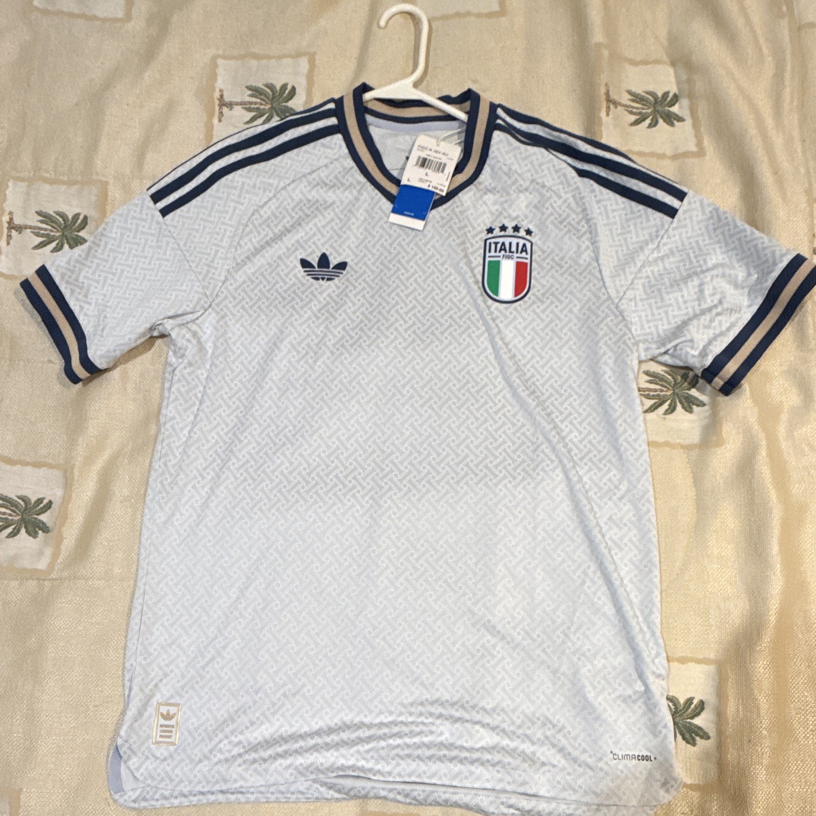 adidas Italy FIGC National Team Soccer Jersey White/Blue Men’s L Licensed adidas Italy FIGC National Team Soccer Jersey White/Blue Men’s L Licensed