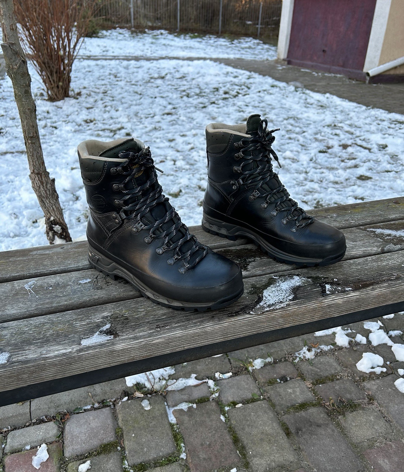 Meindl Island MFS GTX Hiking Mountain Boots Men’s Active Walking Leather EU 43