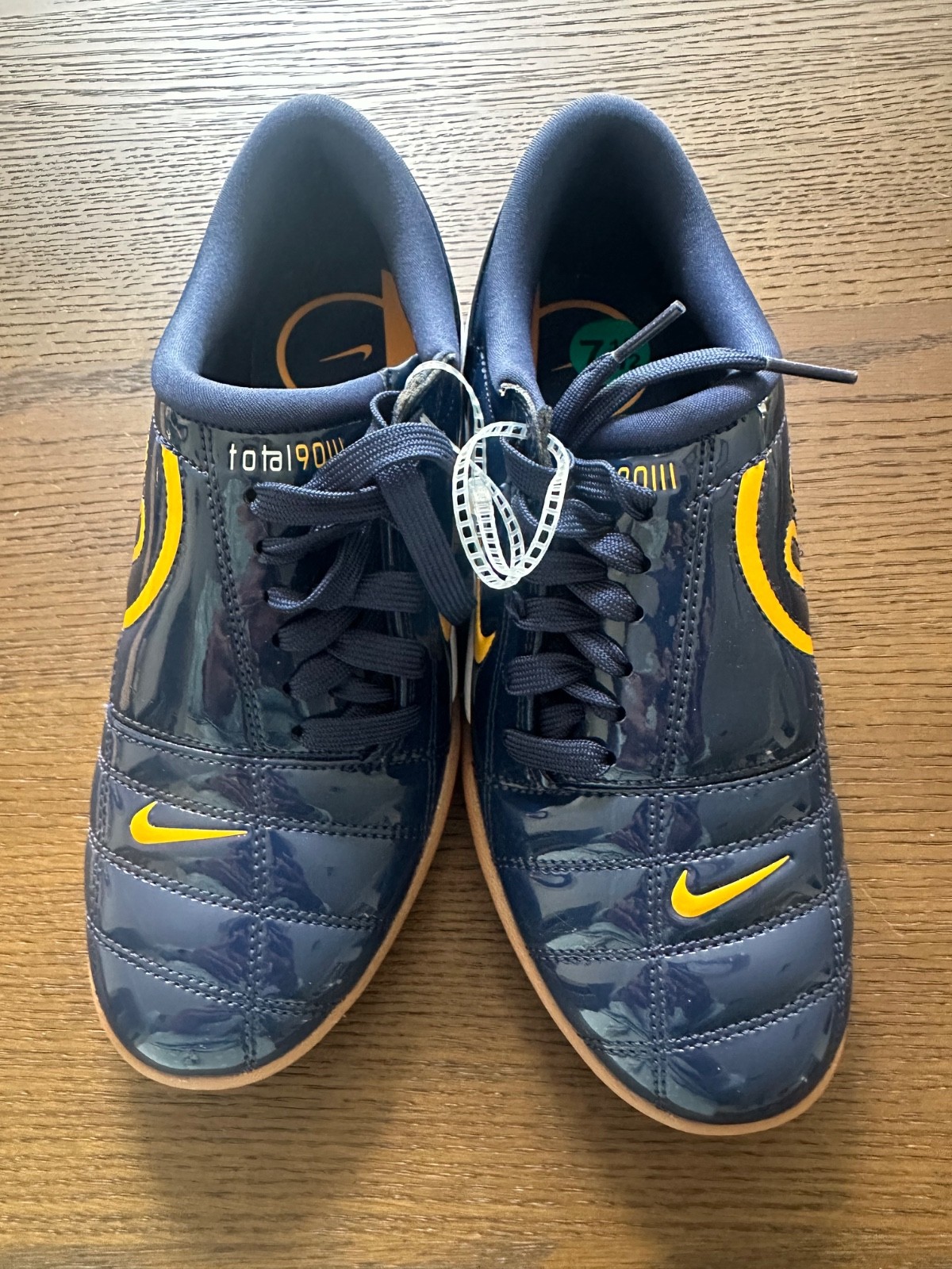 Nike T90 - women size 7 1/2 Nike T90 - women size 7 1/2