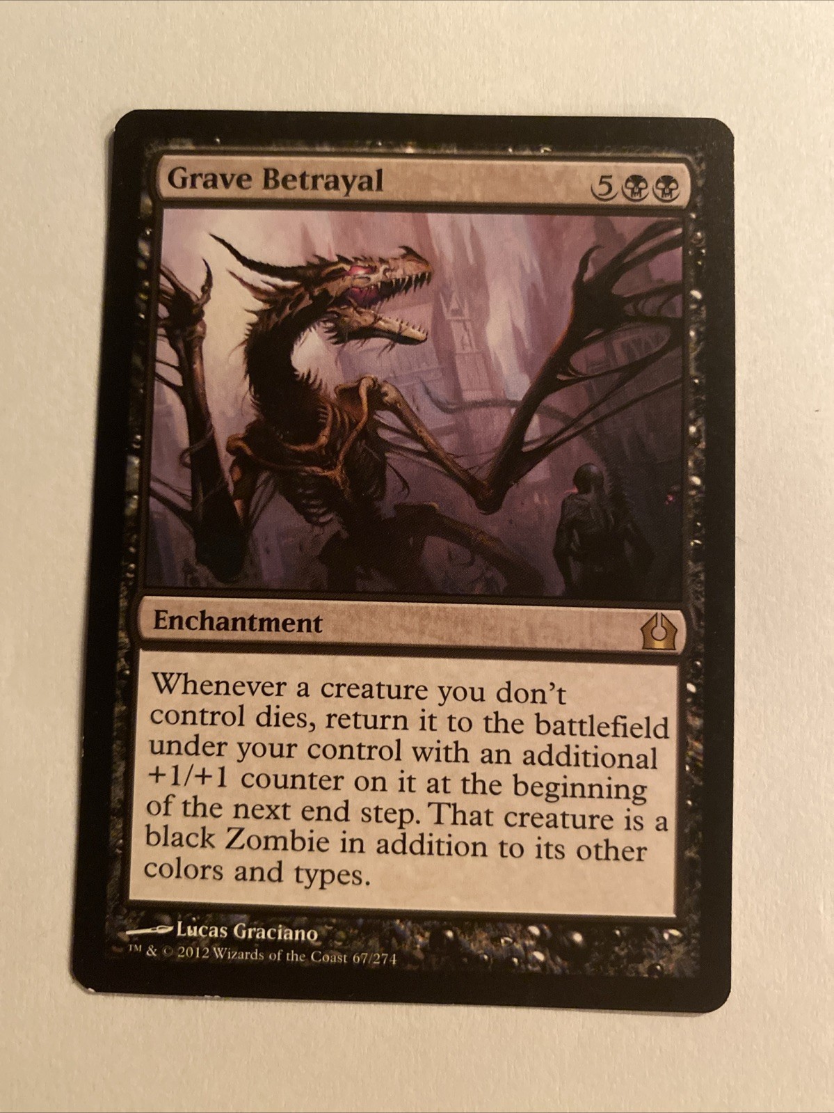MTG Grave Betrayal - Return to Ravnica #67 - Rare Light Play LP Regular MTG Grave Betrayal - Return to Ravnica #67 - Rare Light Play LP Regular