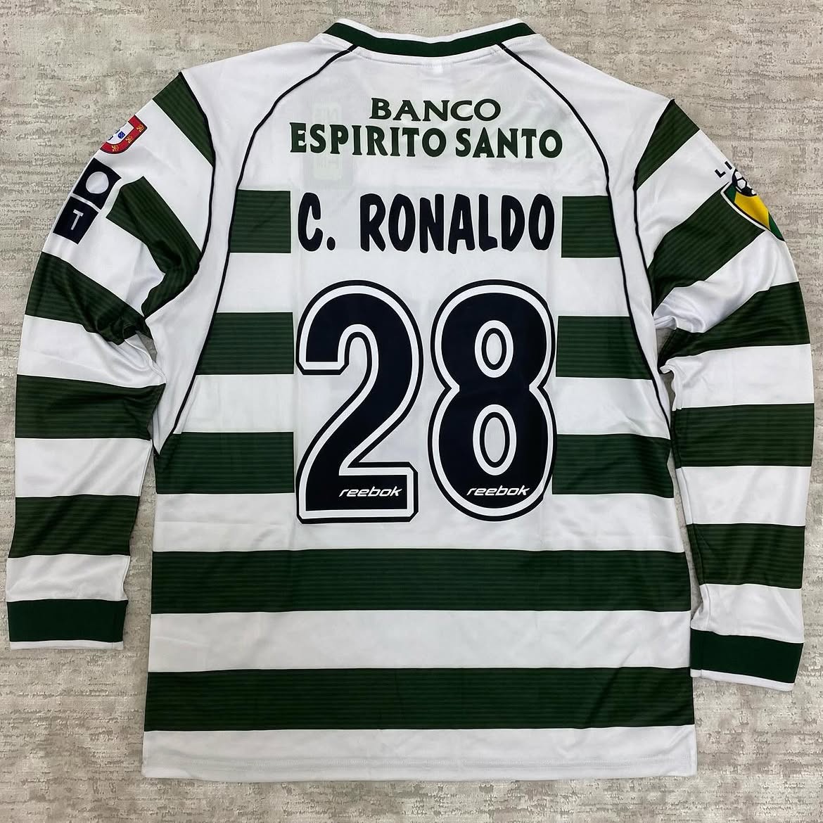 C.Ronaldo 2001/03  #28 Sporting CP Home Jersey Long Sleeve Men’s jerseys