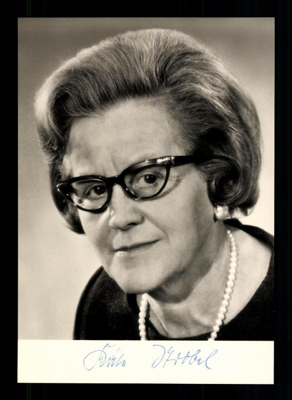 Käte Strobel 1907-1996 SPD Federal Ministry 1966-69 Original Signed # BC 203736 Käte Strobel 1907-1996 SPD Federal Ministry 1966-69 Original Signed # BC 203736