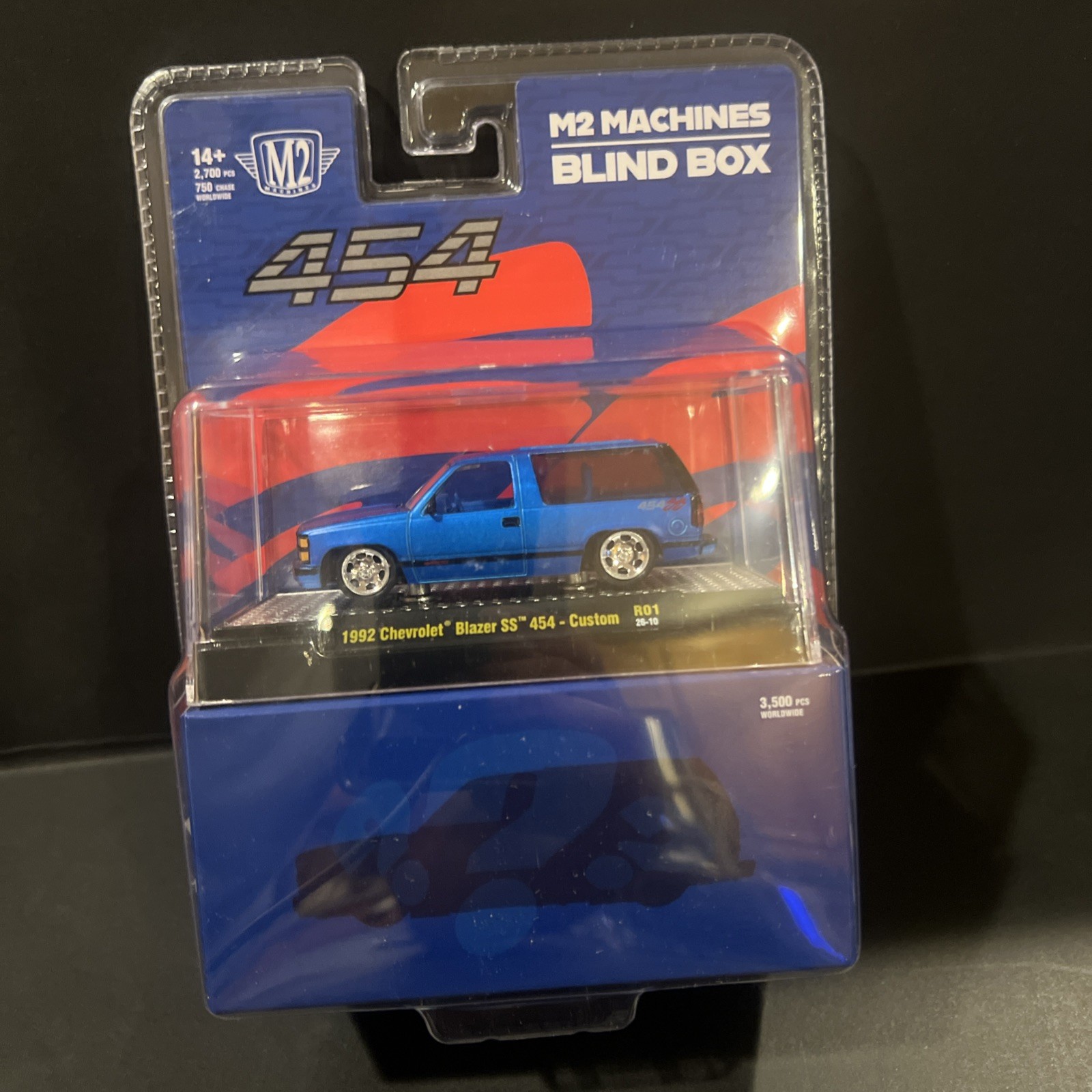 M2 Machines Blind Box 1:64 1992 Chevrolet Blazer SS 454 Custom Blue 2pk 2026 M2 Machines Blind Box 1:64 1992 Chevrolet Blazer SS 454 Custom Blue 2pk 2026