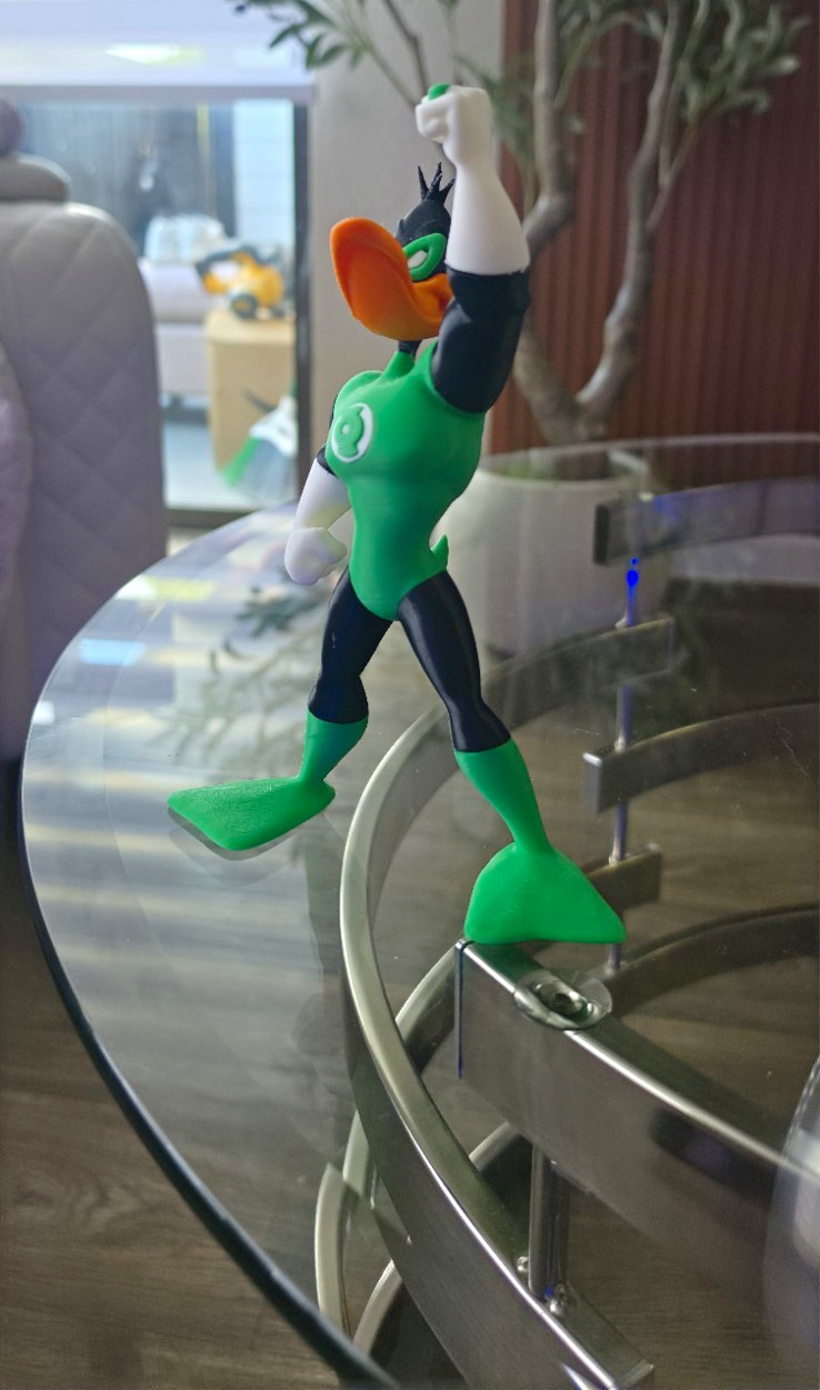 DC Universe Green Lantern Daffy Duck Action Figure Plastic Green/Black