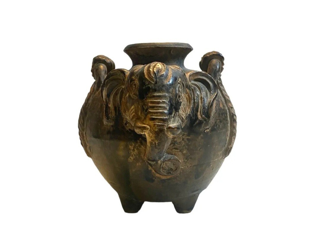 12th Century Khmer Elephant Lime Pot 12th Century Khmer Elephant Lime Pot