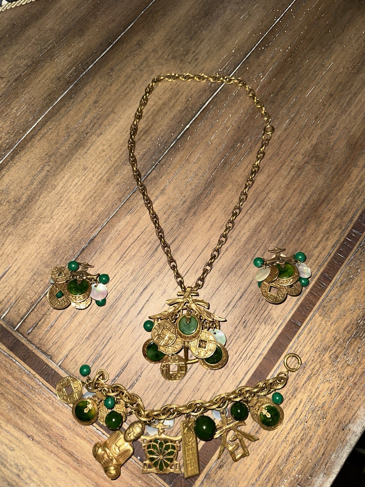 Vintage 1950’s Oriental Themed “ ART “ Signed Costume Jewelry Rare Full Set