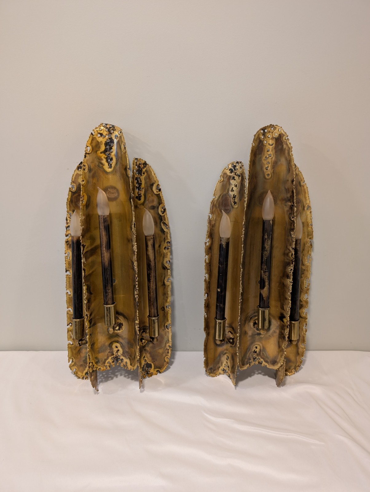 Pair Tom Greene Feldman Brutalist Brass Wall Sconces 3-Light MCM Vintage