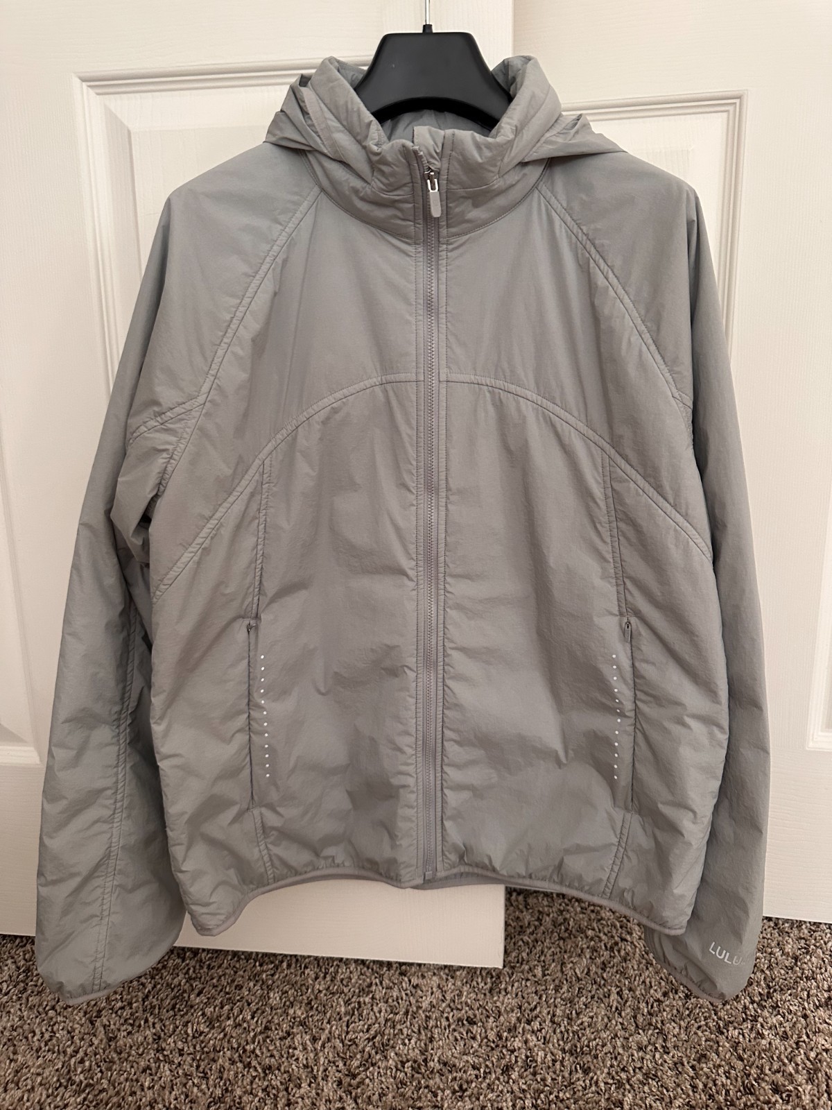Lululemon Insulated Back-Vent Running Jacket Silver Drop Gray Women’s M