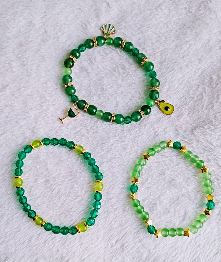 Green Round Beaded Stretch Bracelets Set of 3 w/Dangle Charms Green Round Beaded Stretch Bracelets Set of 3 w/Dangle Charms
