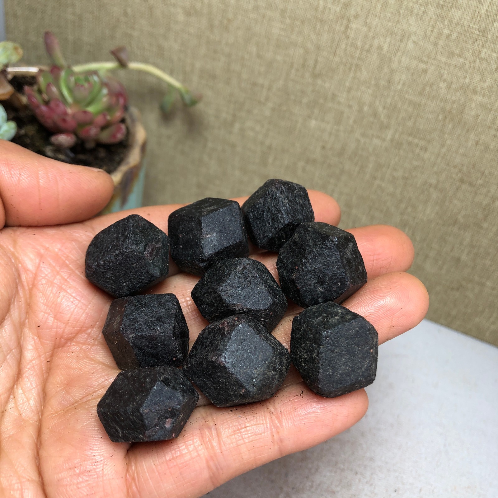 9pcs Natural garnet gemstone rough Raw Crystal original specimens 133g A3282