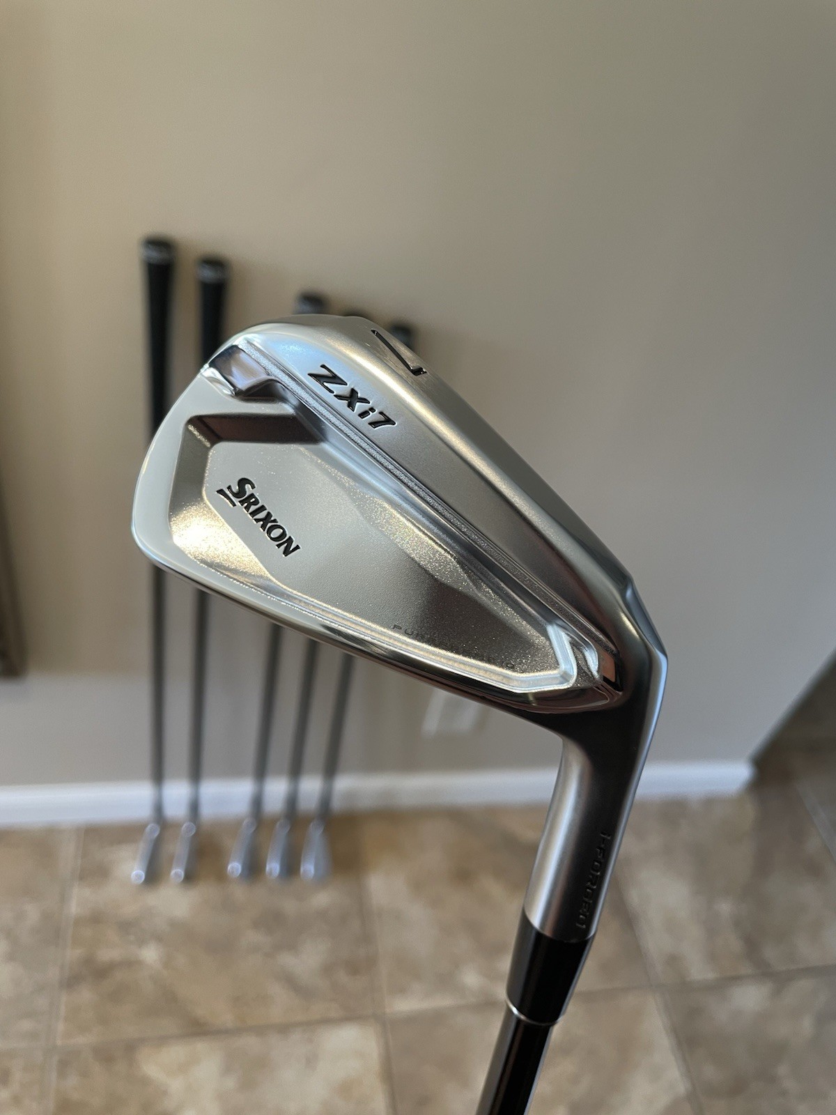 New Custom 2027 Srixon Zxi7 Zxi5 Combo 5-PW KBS $-Taper Black 120 Stiff +1/4 New Custom 2027 Srixon Zxi7 Zxi5 Combo 5-PW KBS $-Taper Black 120 Stiff +1/4