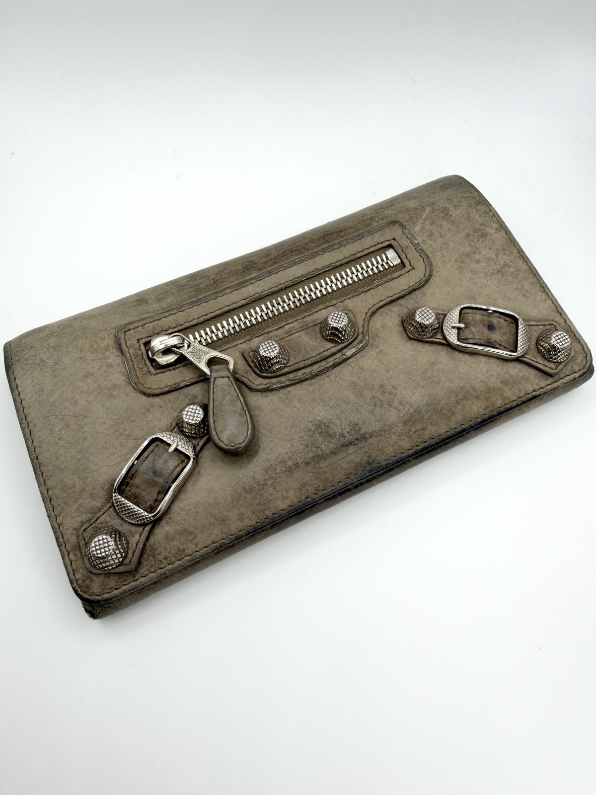 2000s Balenciaga Taupe Giant 12 Lambskin Leather Continental Wallet 2000s Balenciaga Taupe Giant 12 Lambskin Leather Continental Wallet