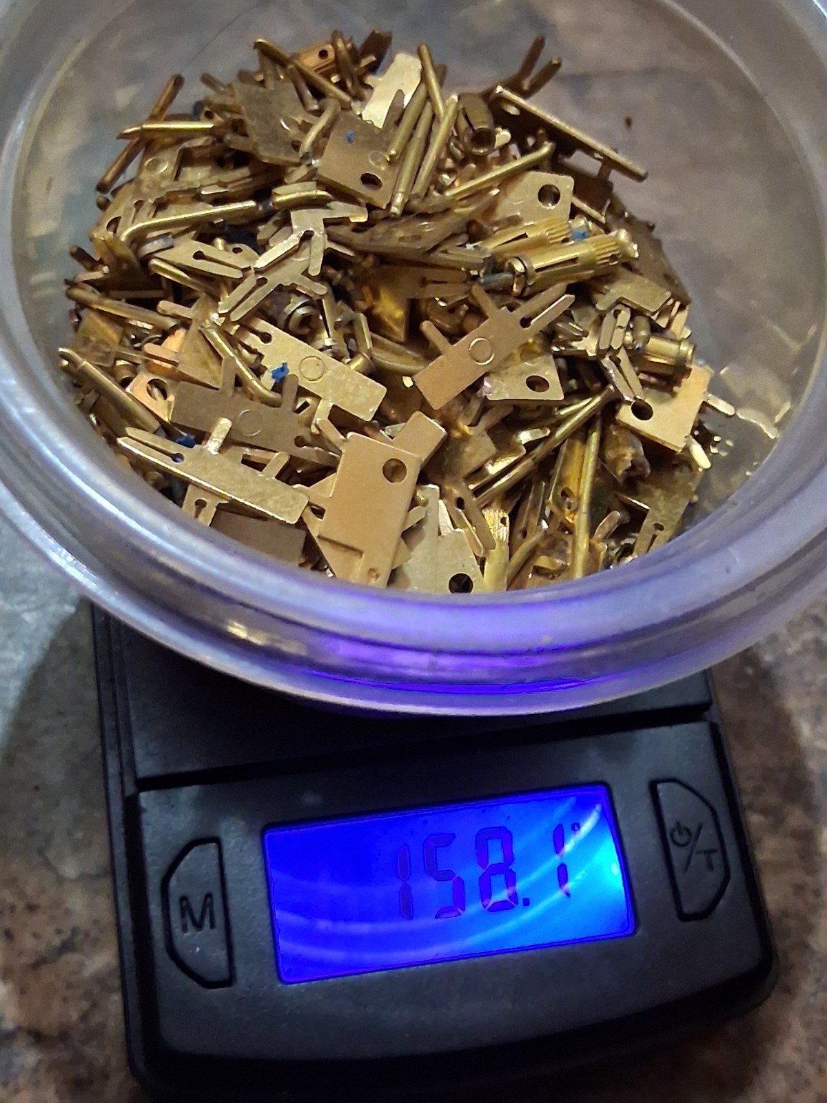 150 grams Vintage 1970s era Gold connectors, the good stuff 150 grams Vintage 1970s era Gold connectors, the good stuff