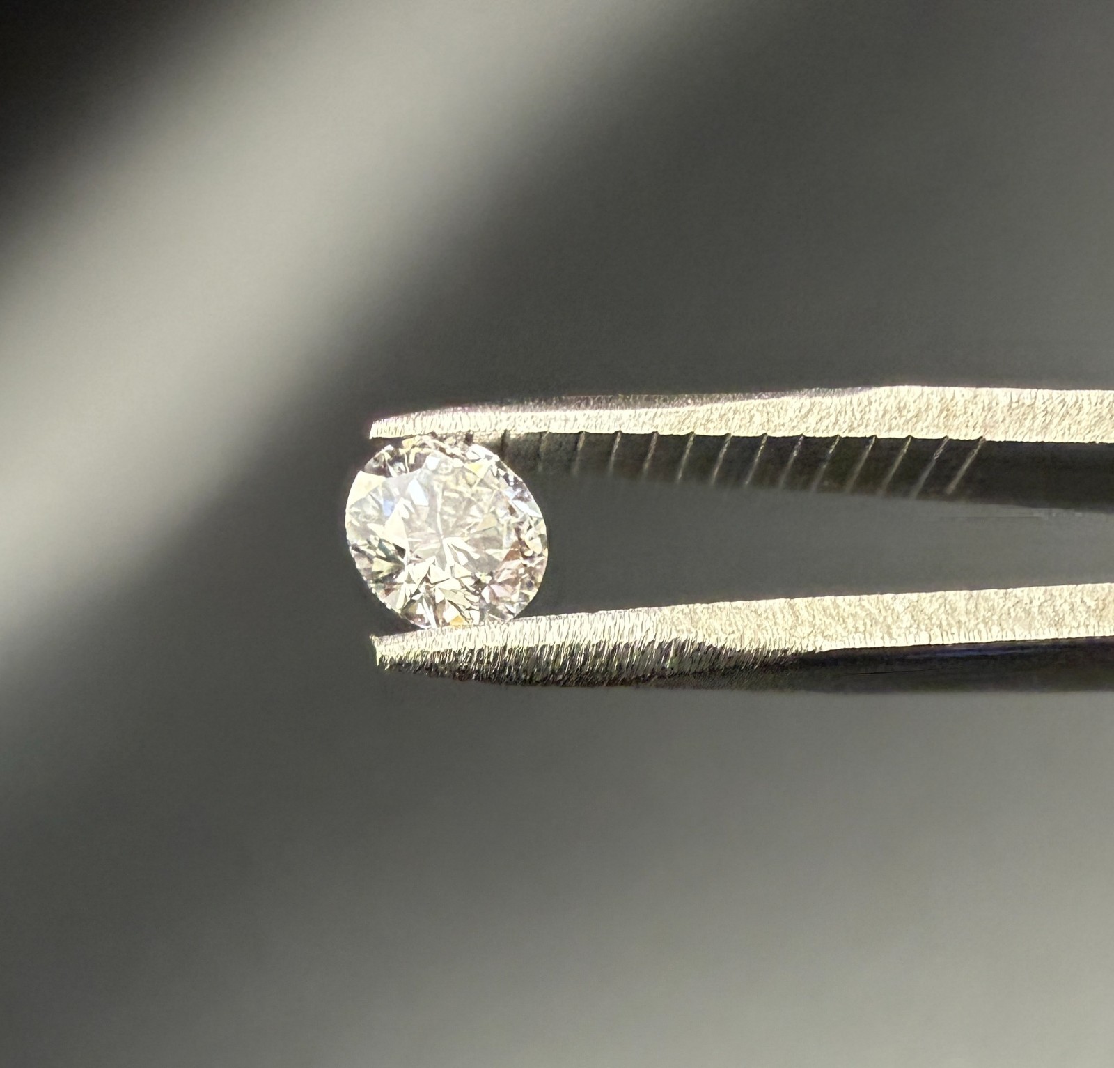 0.46 Carat ROUND Cut IGI Certified Lab Grown Diamond D color VVS1 STONE 0.46 Carat ROUND Cut IGI Certified Lab Grown Diamond D color VVS1 STONE