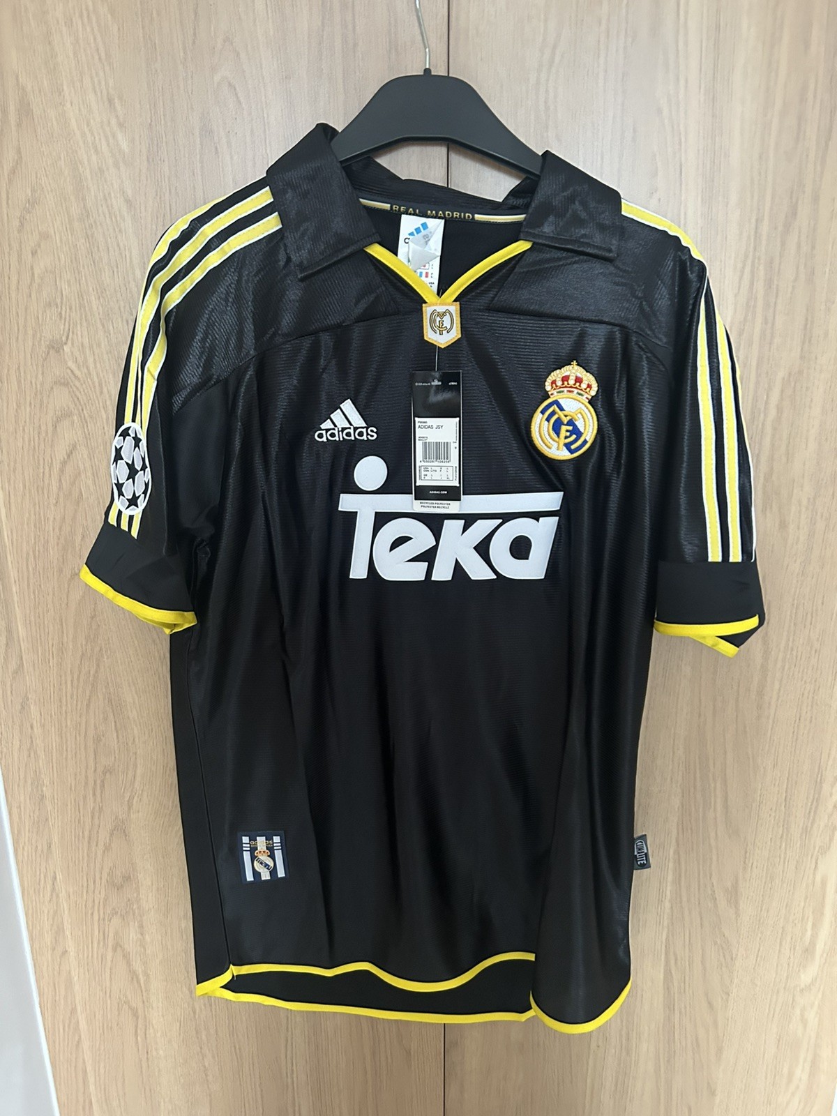Vintage UCL 1998 1999 2000 Real Madrid away Football Shirt Adidas Teka Large Vintage UCL 1998 1999 2000 Real Madrid away Football Shirt Adidas Teka Large
