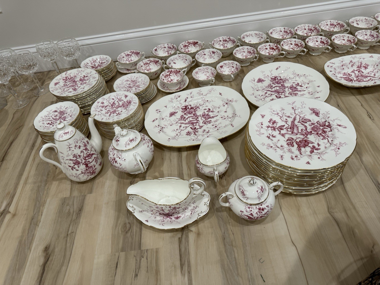 Magnificent 103-Piece Vintage Coalport 