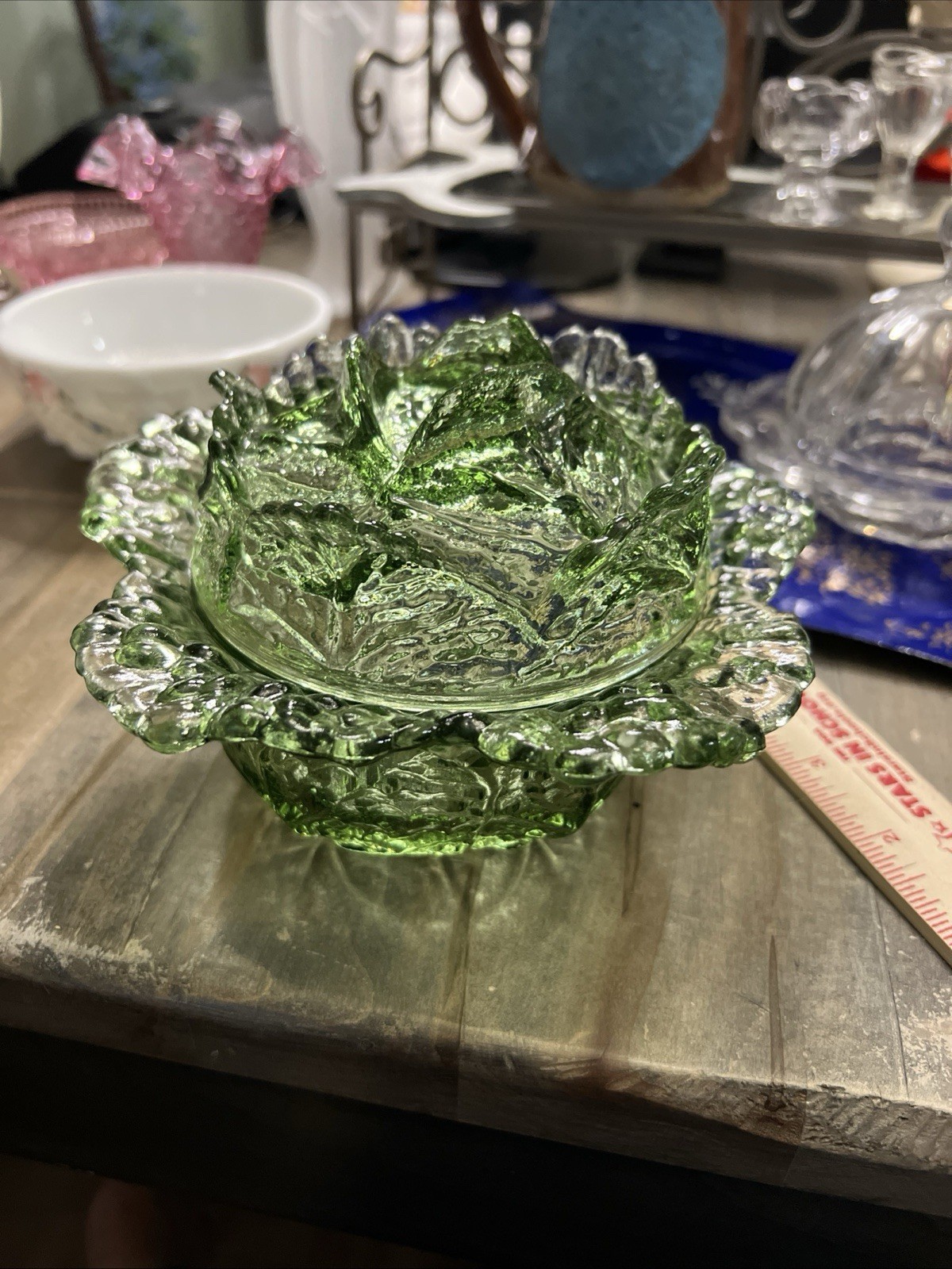 Vintage LE Smith Green Glass Cabbage Leaf Lidded Dish Vintage LE Smith Green Glass Cabbage Leaf Lidded Dish