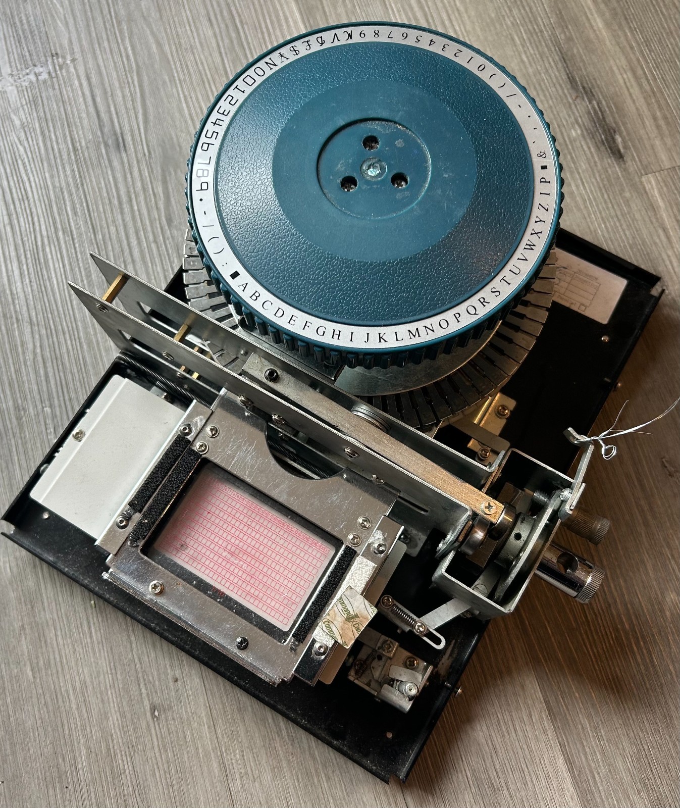 Wonder 72-CHARACTER Manual Embossing Machine for PVC Stamping and ID Cards