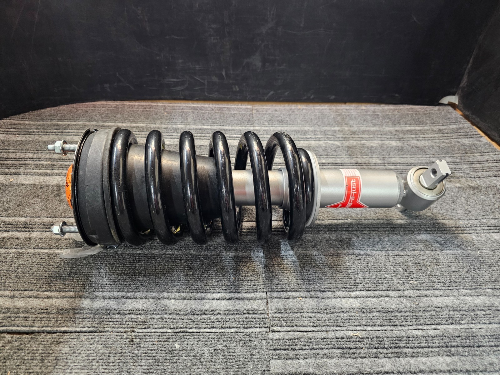 KYB SR4079 Front Strut & Coil Spring Assembly for 07-13 Chevy Silverado 1500 4WD
