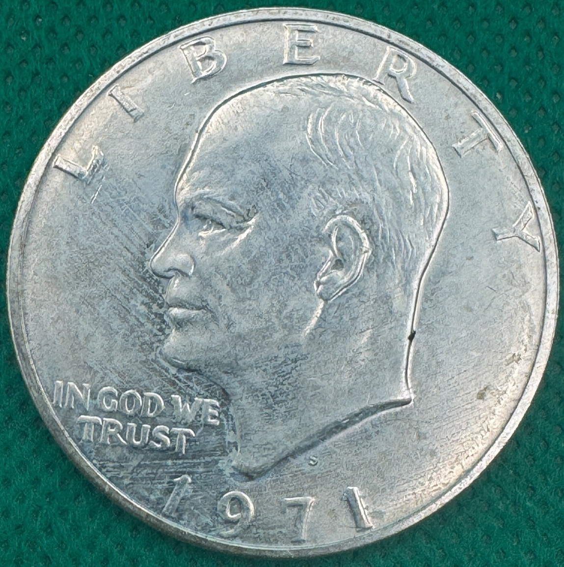 1971-S Eisenhower Dollar 40% SILVER - BU Unc (1001e) 1971-S Eisenhower Dollar 40% SILVER - BU Unc (1001e)