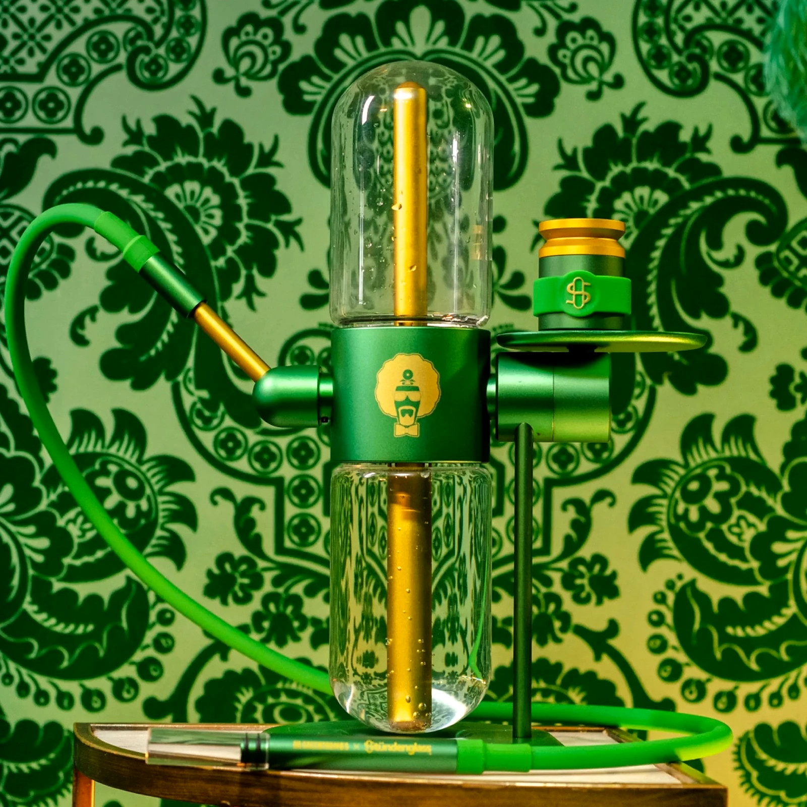 Stundenglass Dr. Greenthumbs Gravity Hookah Water Pipe Stundenglass Dr. Greenthumbs Gravity Hookah Water Pipe